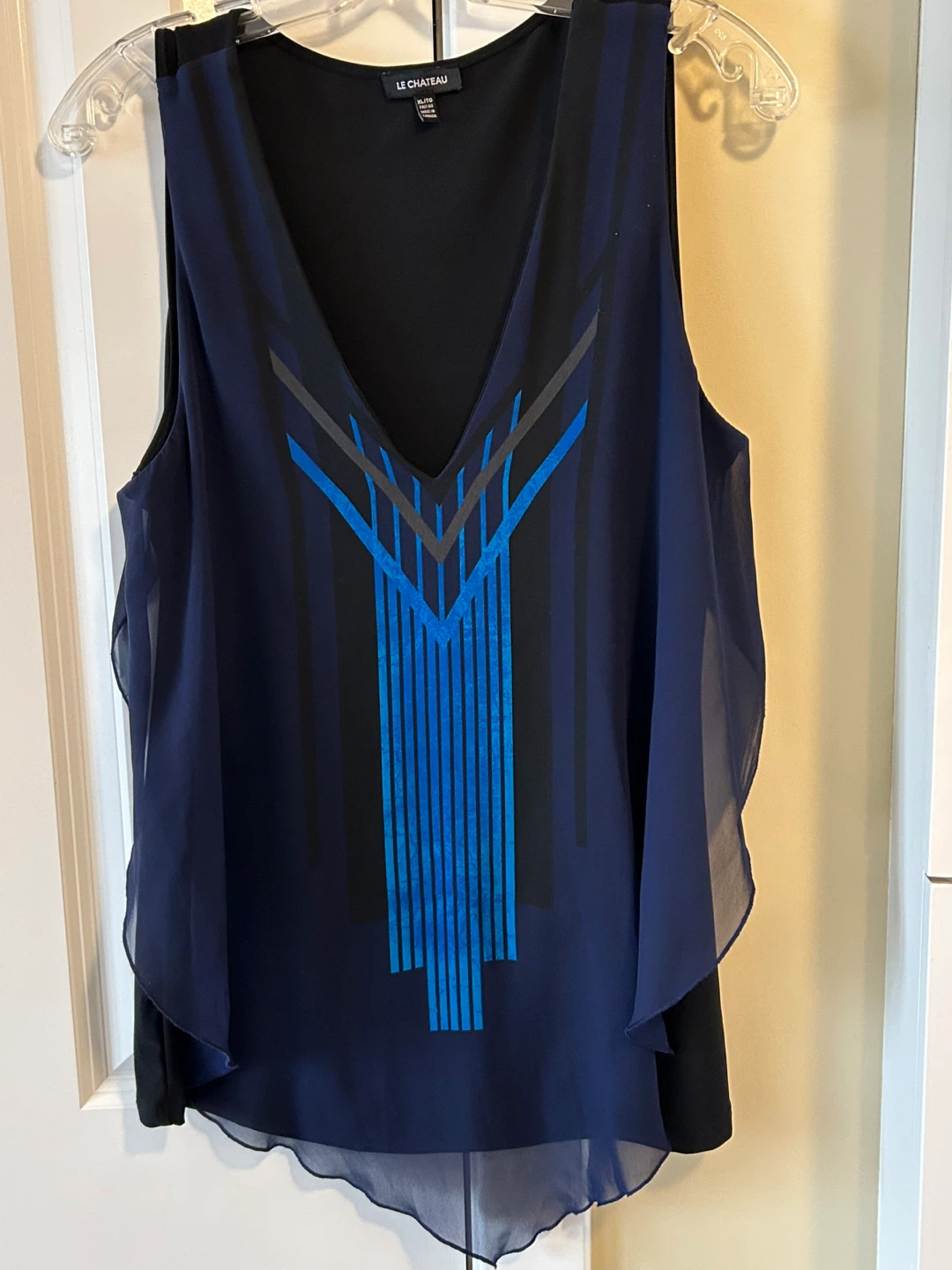 Le Chateau Women's Blue & Black Sleeveless Top - XL