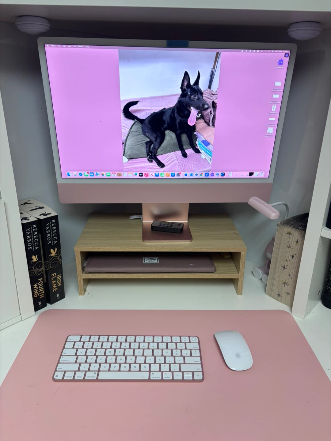 Apple iMac 24-inch 2023 M3 Chip 8GB Memory Pink