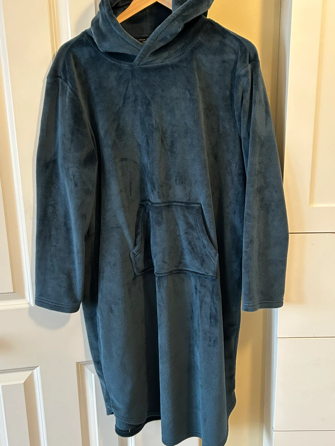 32 Degrees Sleepwear Hooded Blanket Sweatshirt L/XL