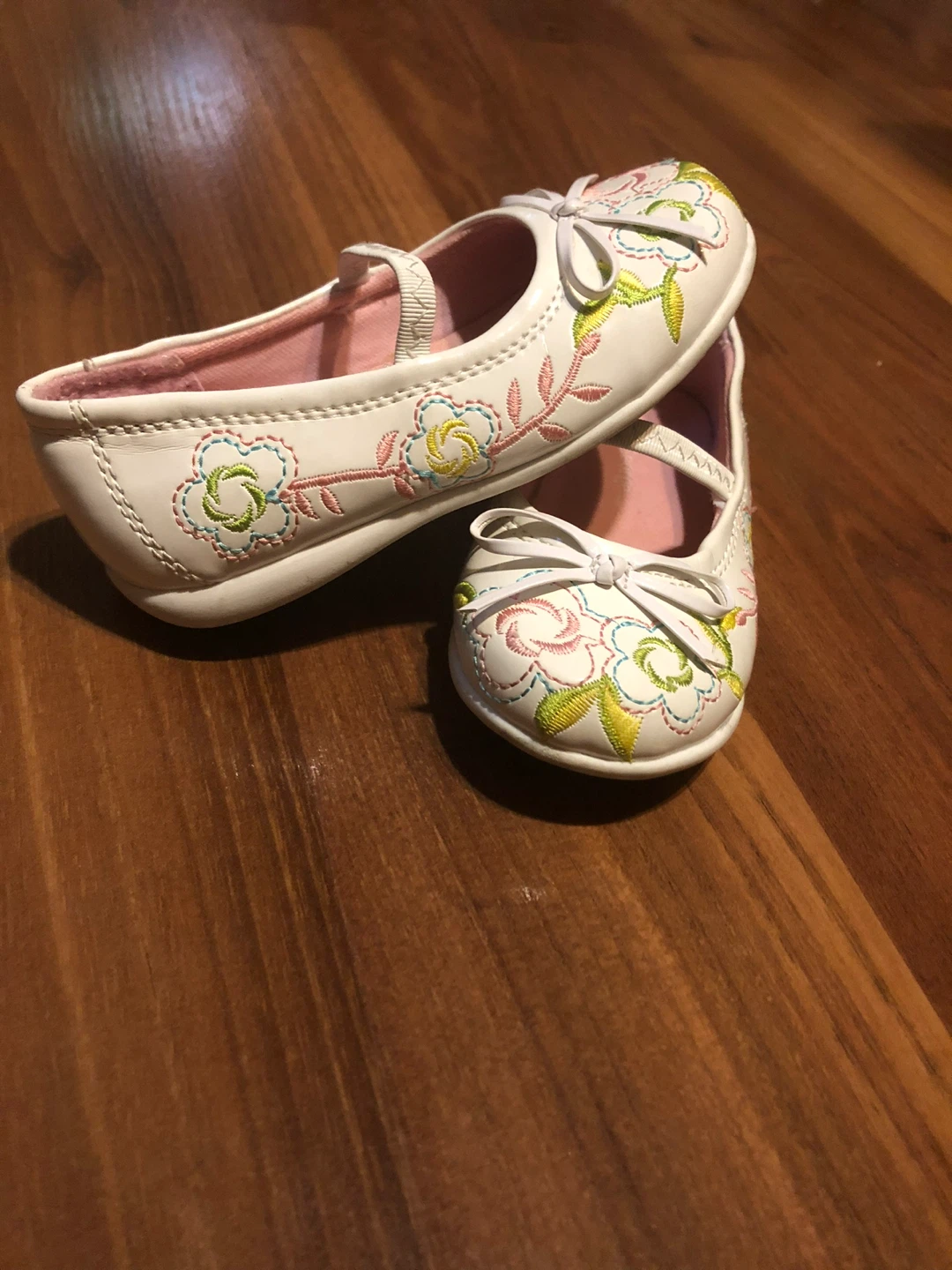 Cat & Jack White Floral Ballet Flats Toddler Size 6 - photo 2