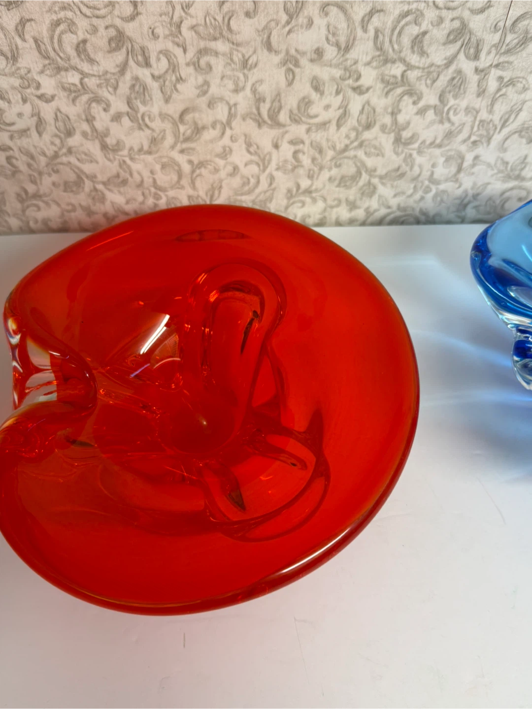 Set of 2 Glass Ashtrays/Trays - Red and Blue - photo 5