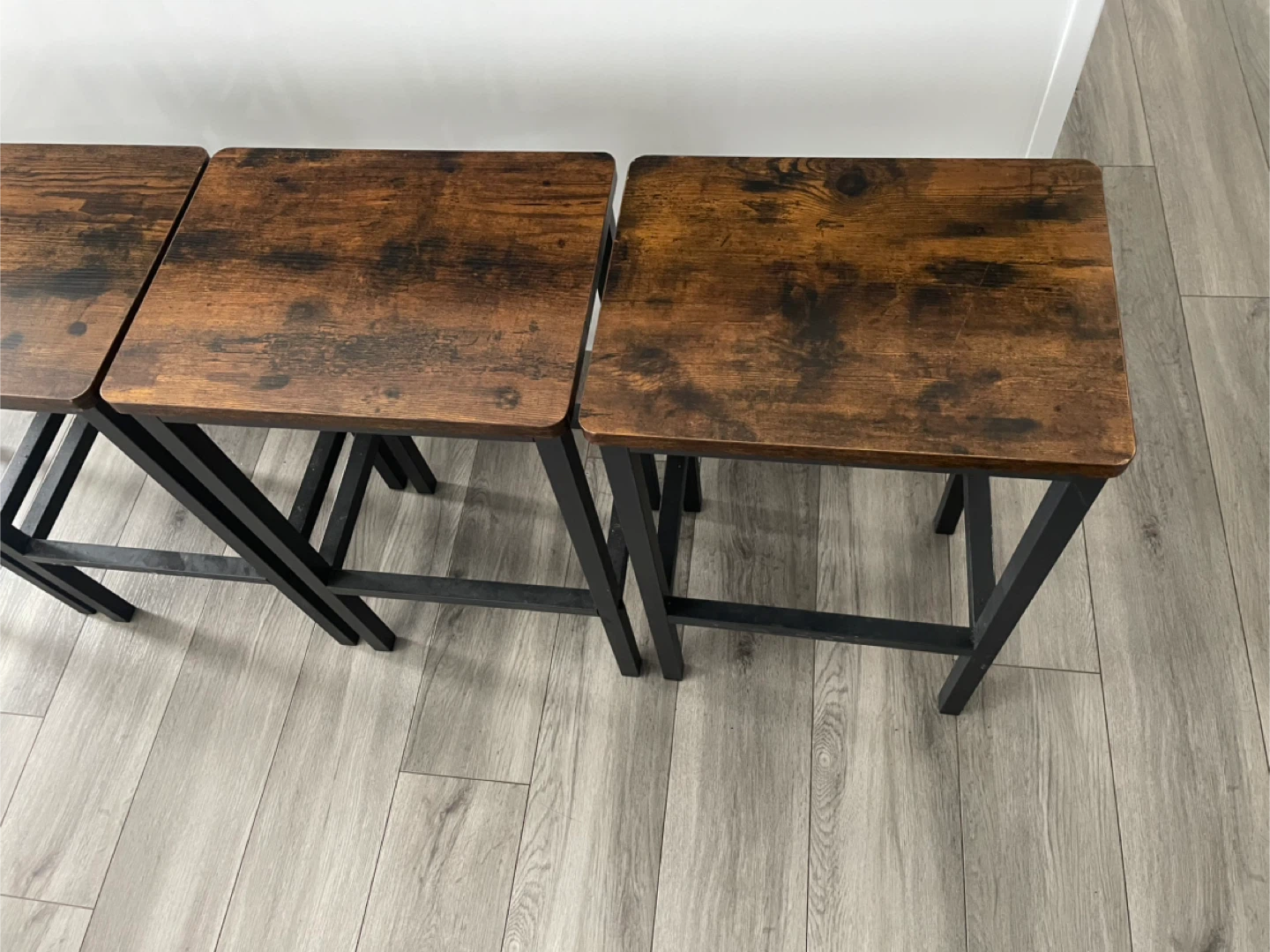 4 Bar Stools - photo 3