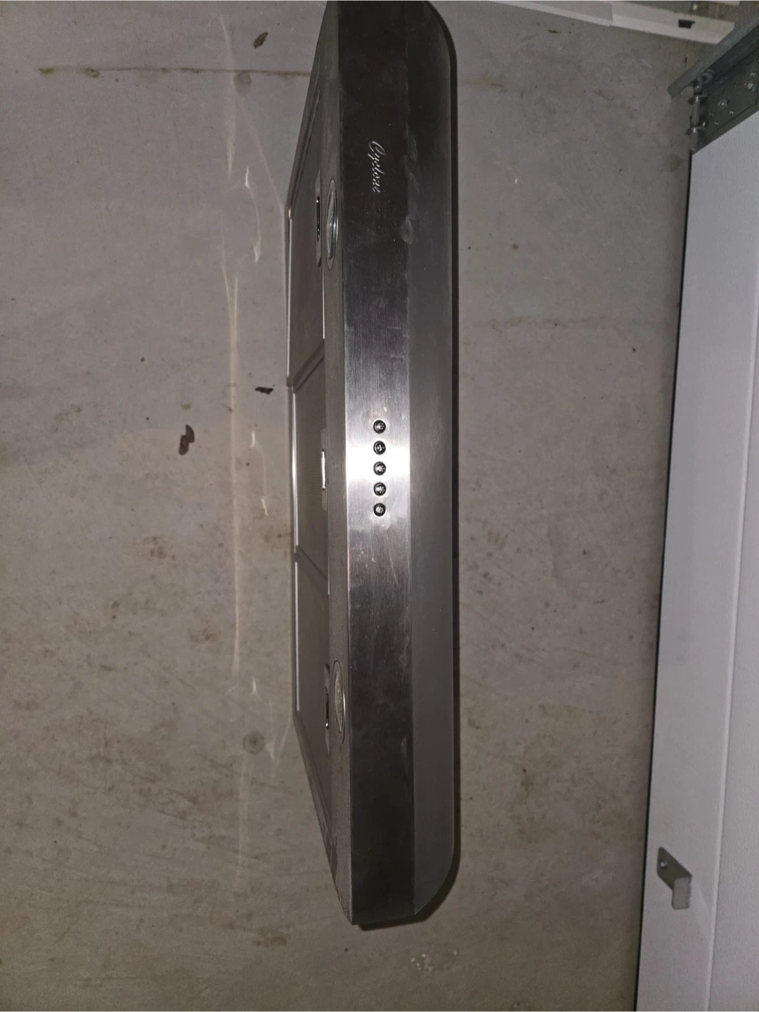 Cyclone Range Hood - photo 2