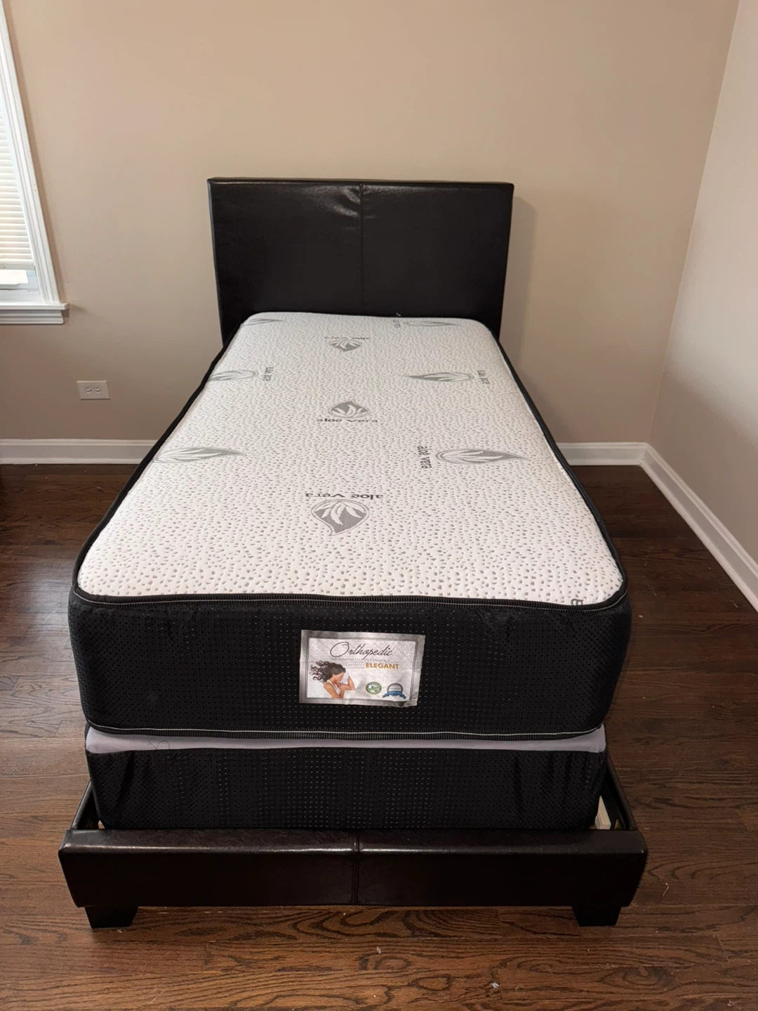 Orthopedic Elegant Twin Mattress Set