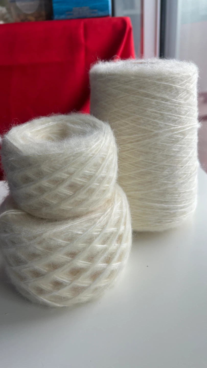 White Yarn Skeins 460g