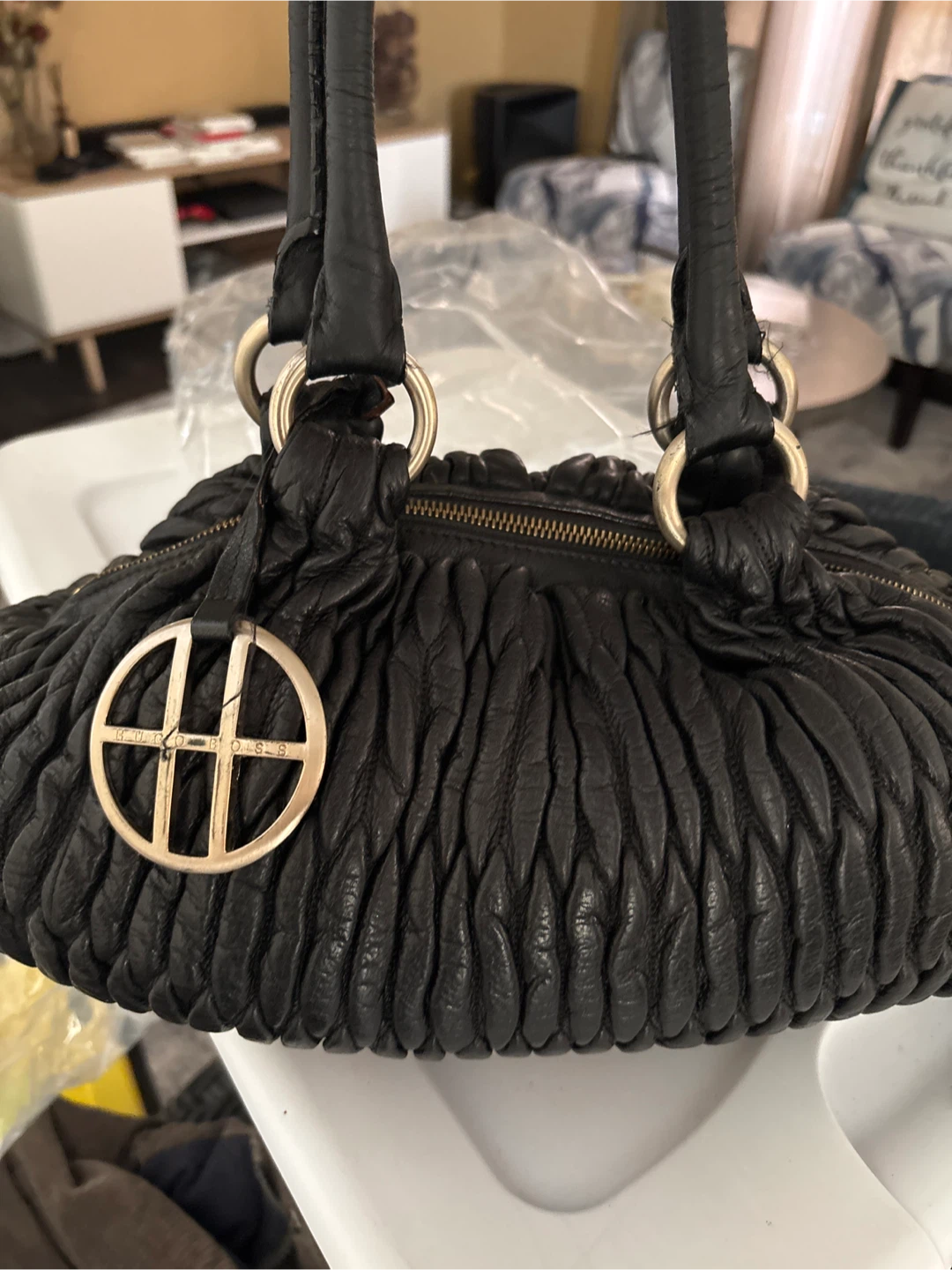 Hugo Boss Black Ruched Leather Handbag - photo 2