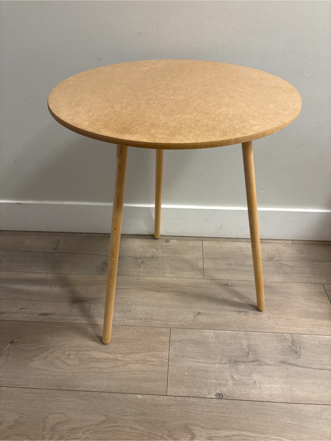 Round MDF Side Table with Wooden Legs - photo 3