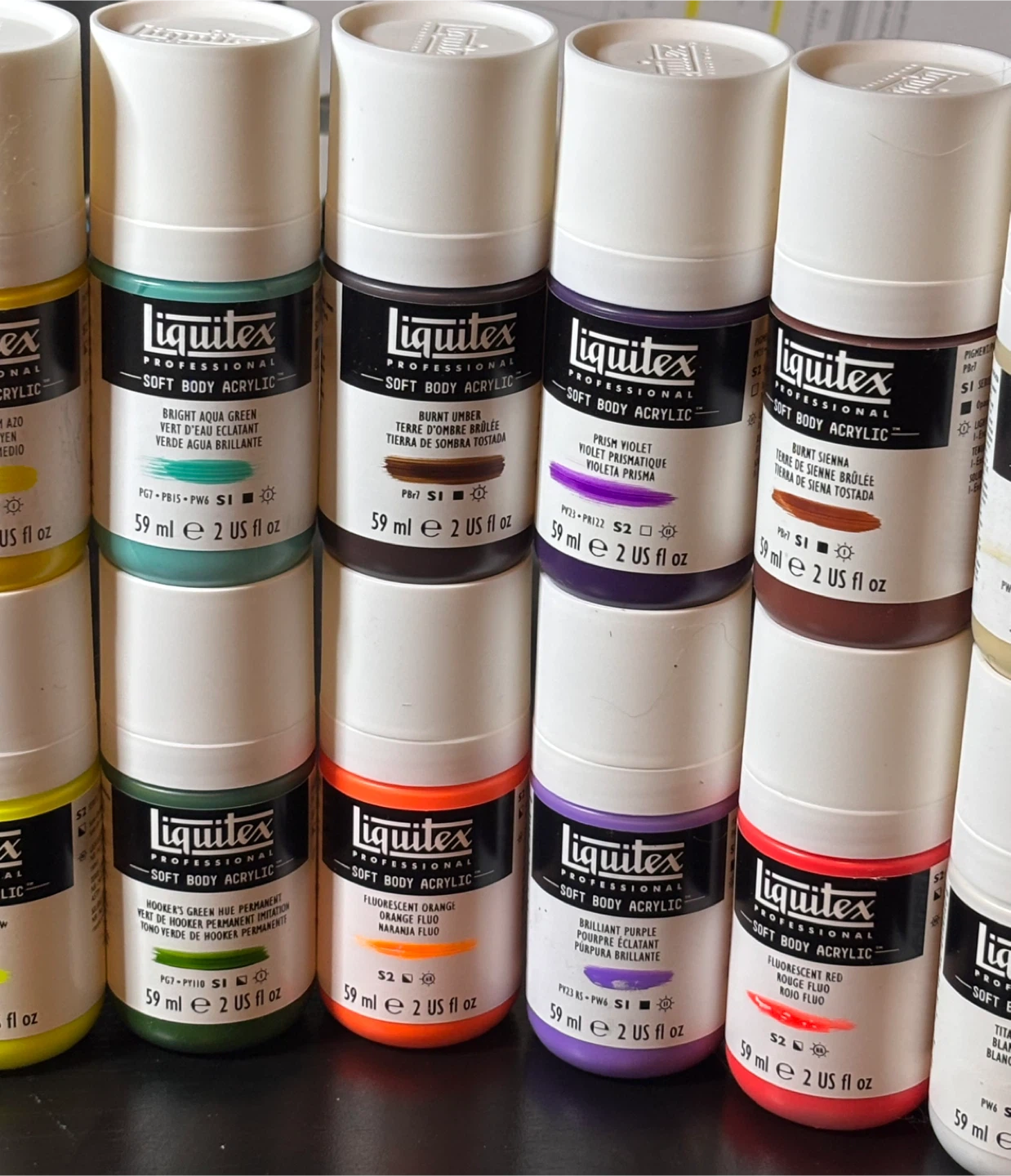 Liquitex® Professional Soft Body Acrylic Bottles 2oz. Lot of 28 - photo 3