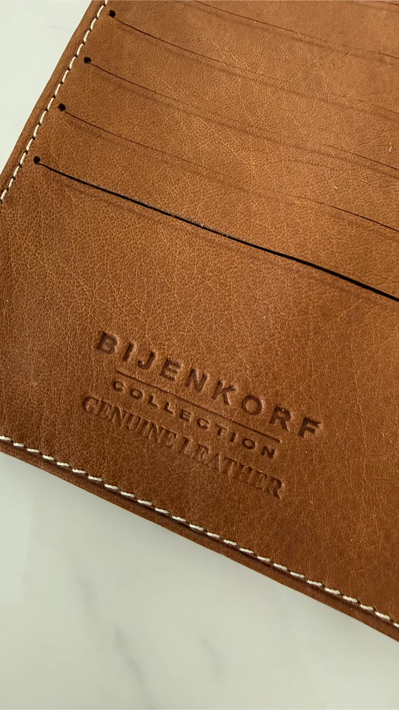 BIJENKORF COLLECTION Genuine Leather Bi-fold Wallet