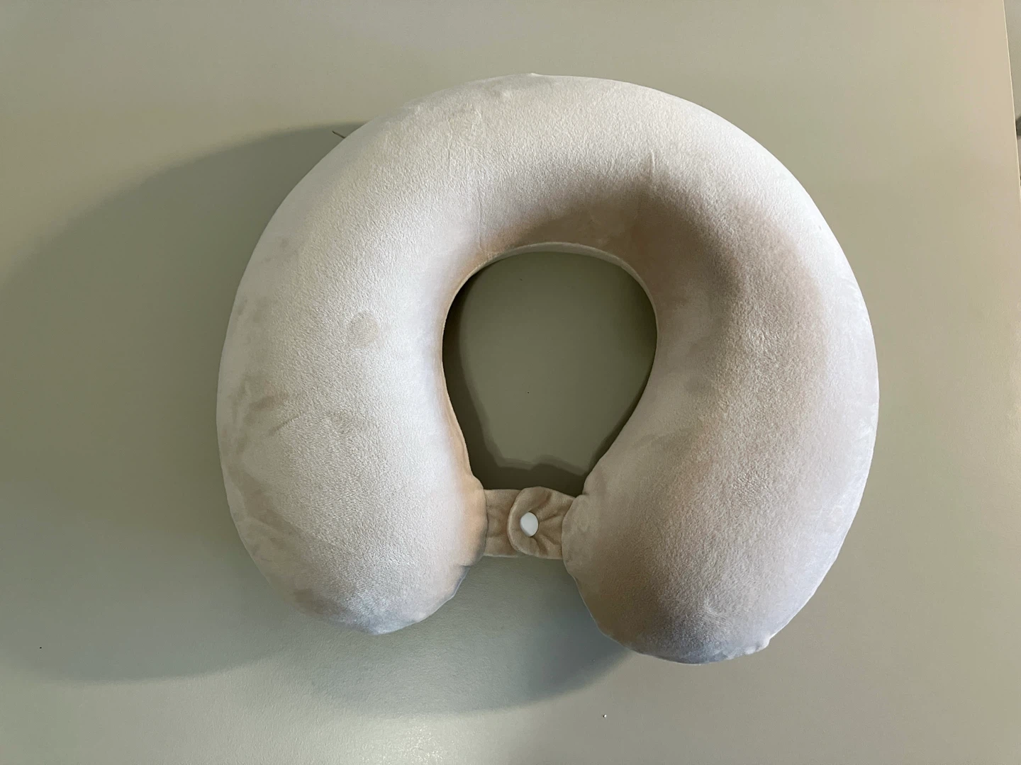Light Beige Velour Neck Pillow 🏆 - photo 4