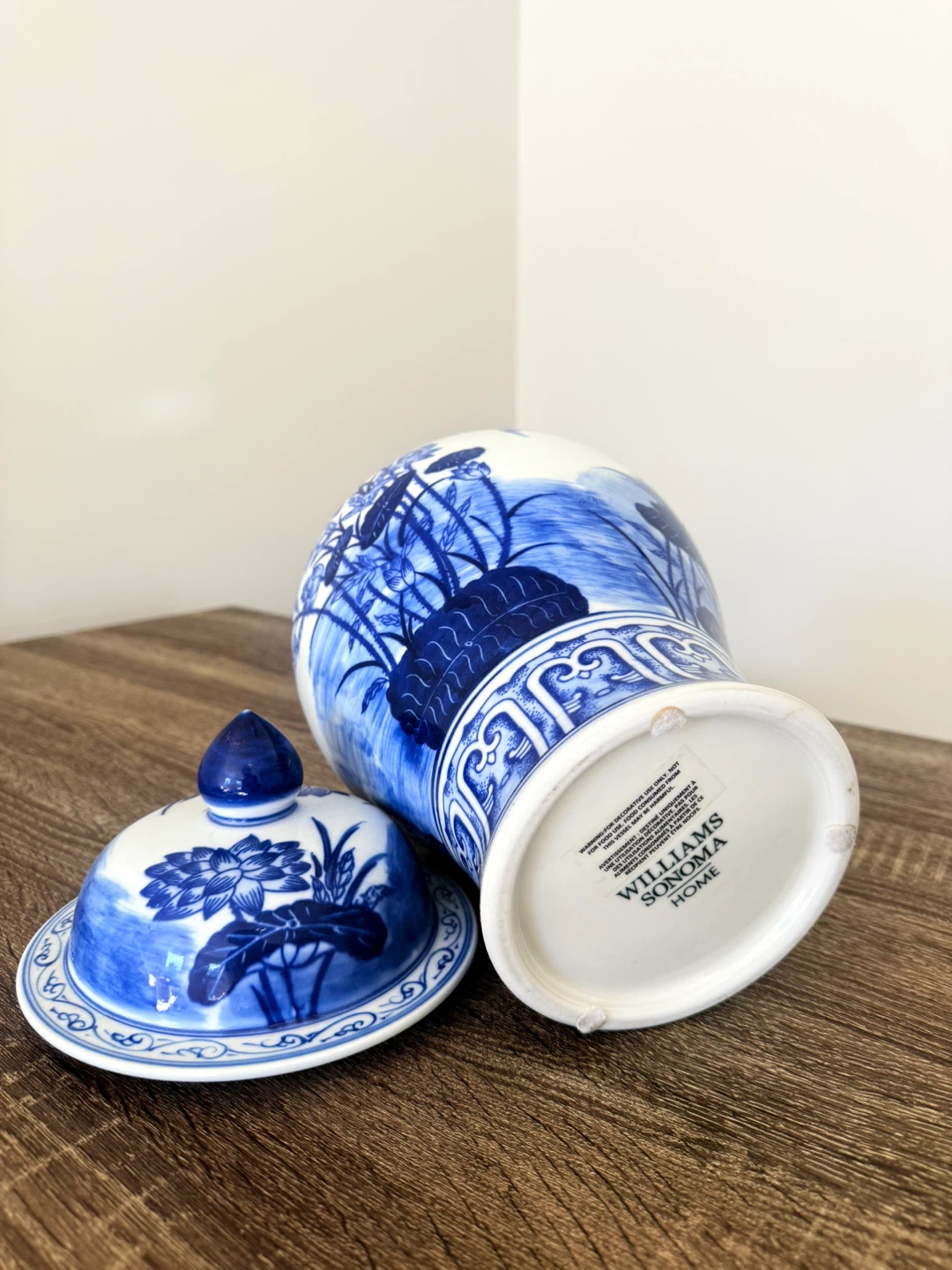 Williams Sonoma Home Blue and White Ginger Jar - photo 3