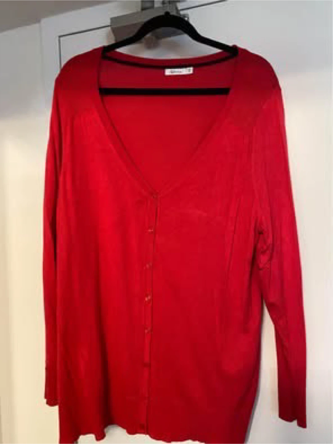 Red Cardigan size 🏆