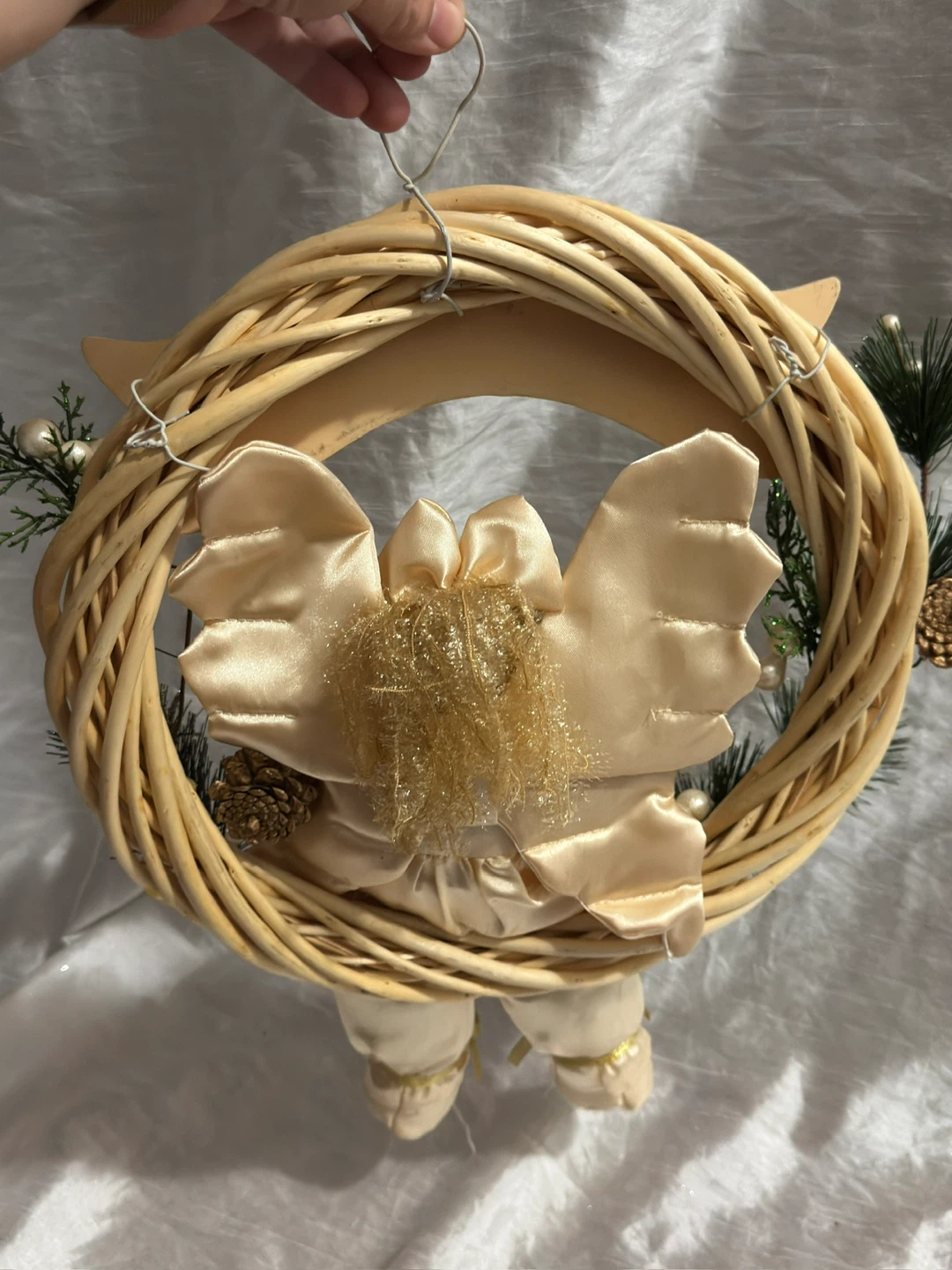 Holiday Angel Wreath Decoration - photo 5