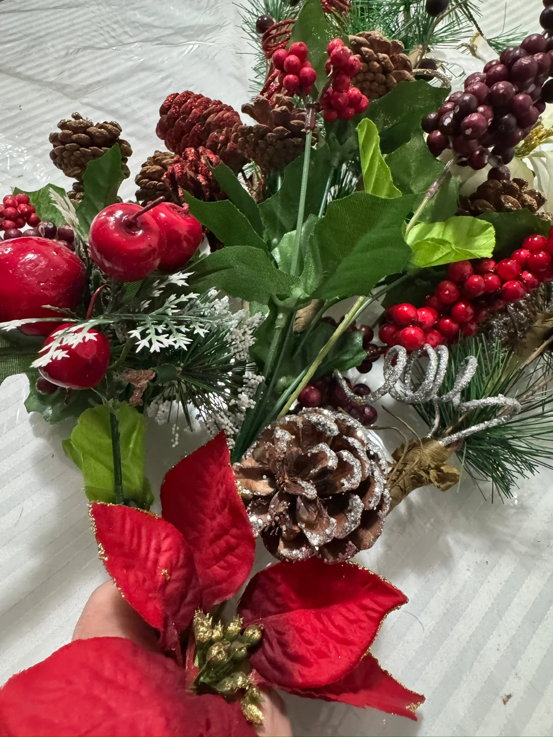 Christmas Floral Arrangement Decor