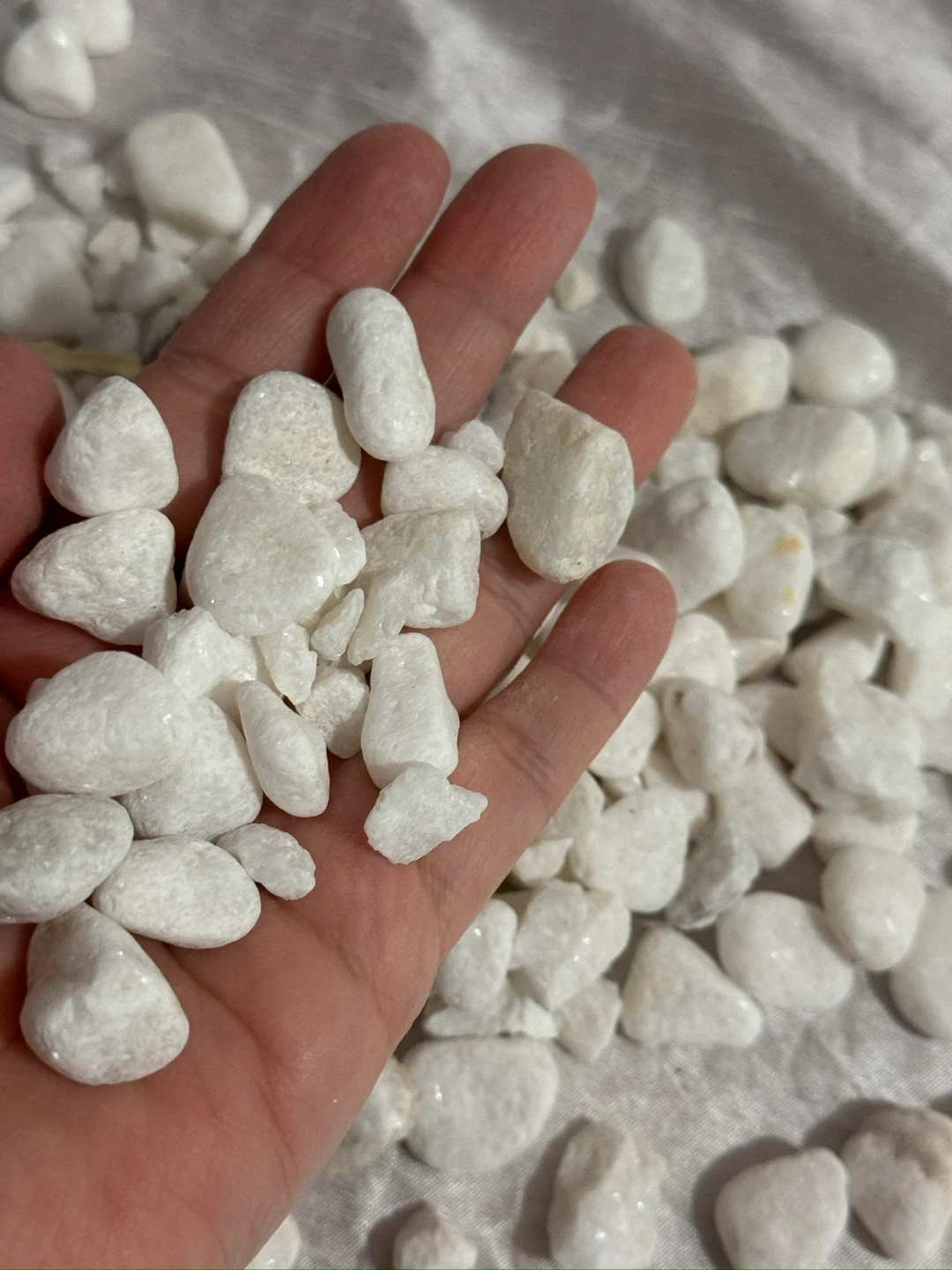 White Aquarium Gravel and Blue Glass Gems - photo 2