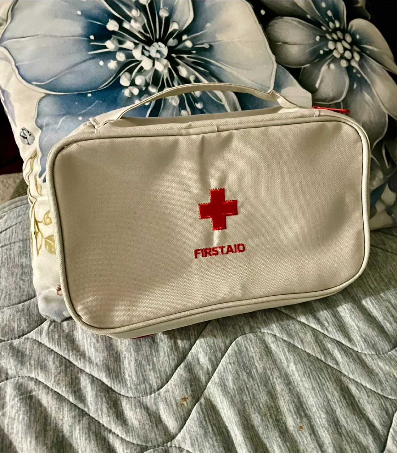🏆First Aid Kit Bag🏆