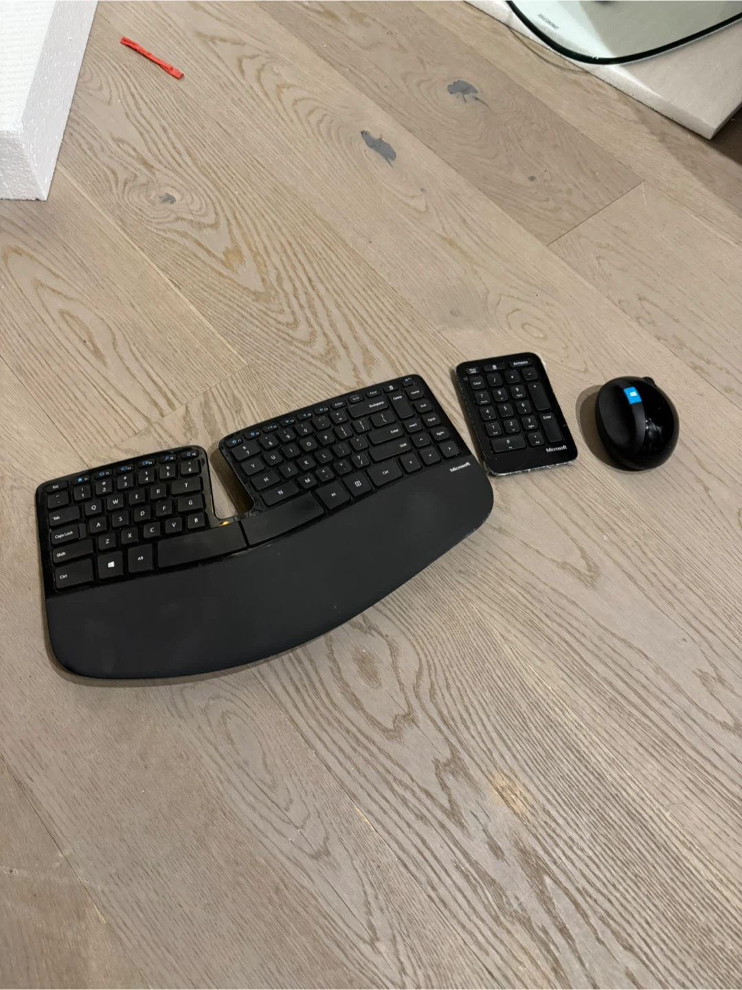 Microsoft Wireless Ergonomic Keyboard, Numpad, and Mouse Set