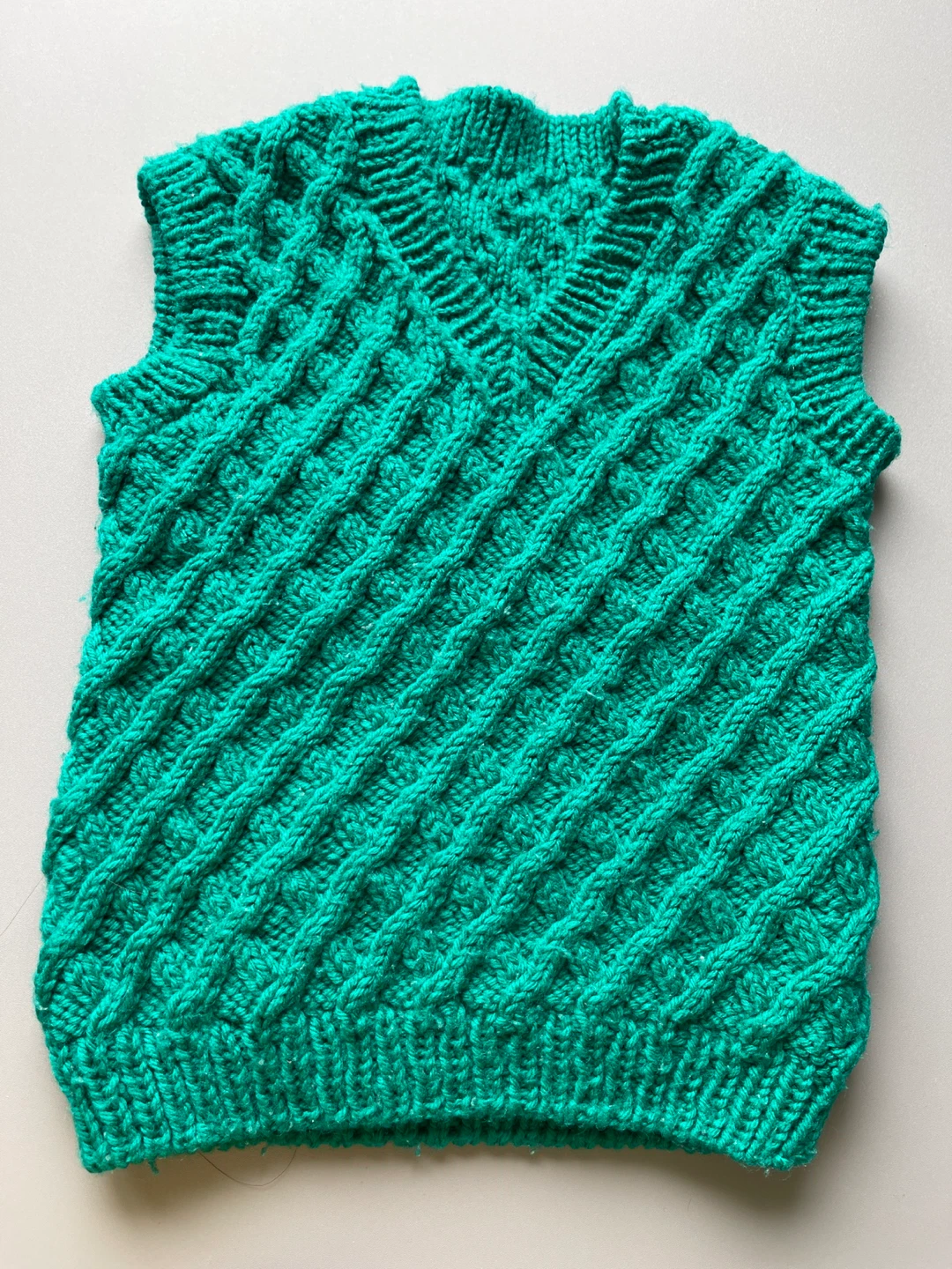 Hand-Knit Teal Cable Knit Vest 3-4Y 🏆