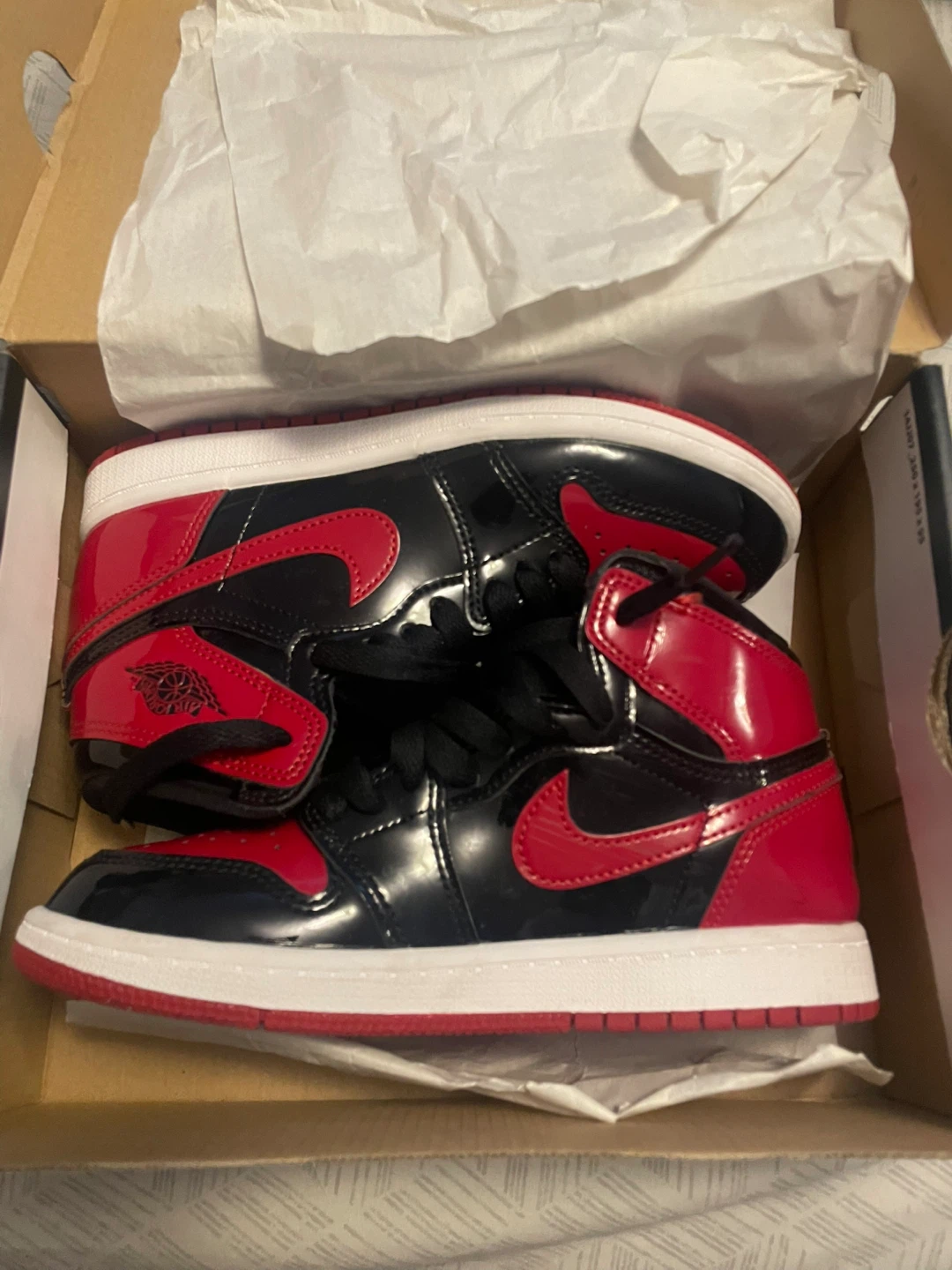 Jordan 1 Retro High OG (PS) Black Red SIZE 1.5Y