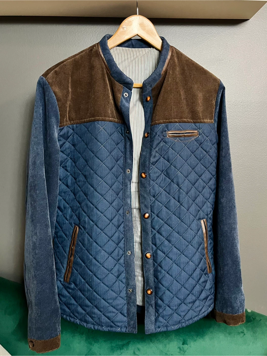 Quilted Velvet Jacket 🏆