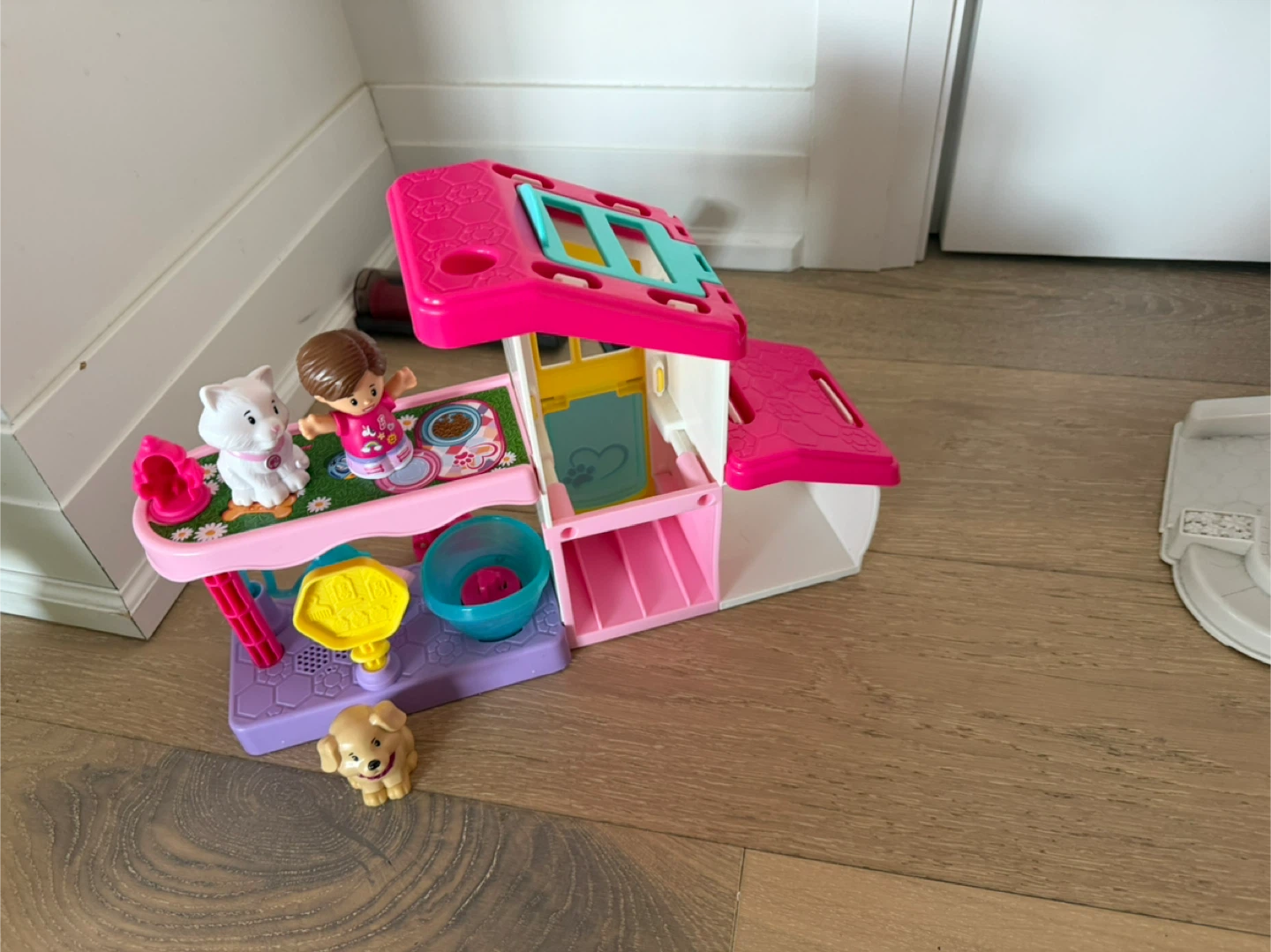 Fisher-Price Little People Pet Vet Playset