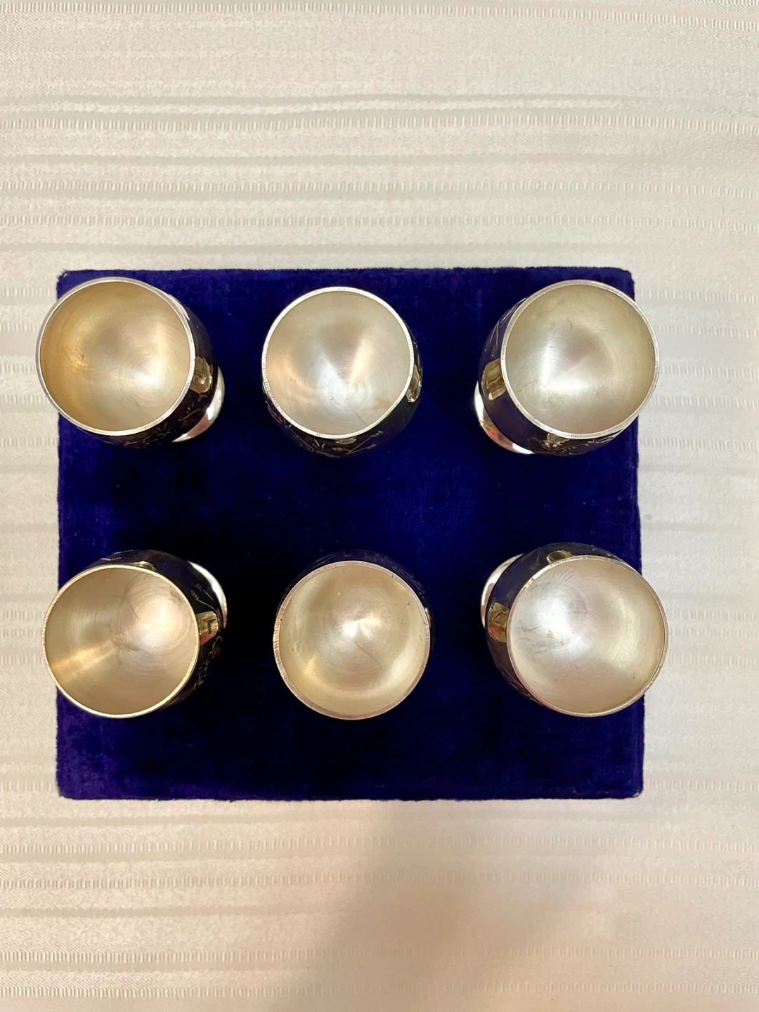 MOTHERS DAY STUNNING SILVER Set of Goblets in Royal Blue Velvet - photo 5