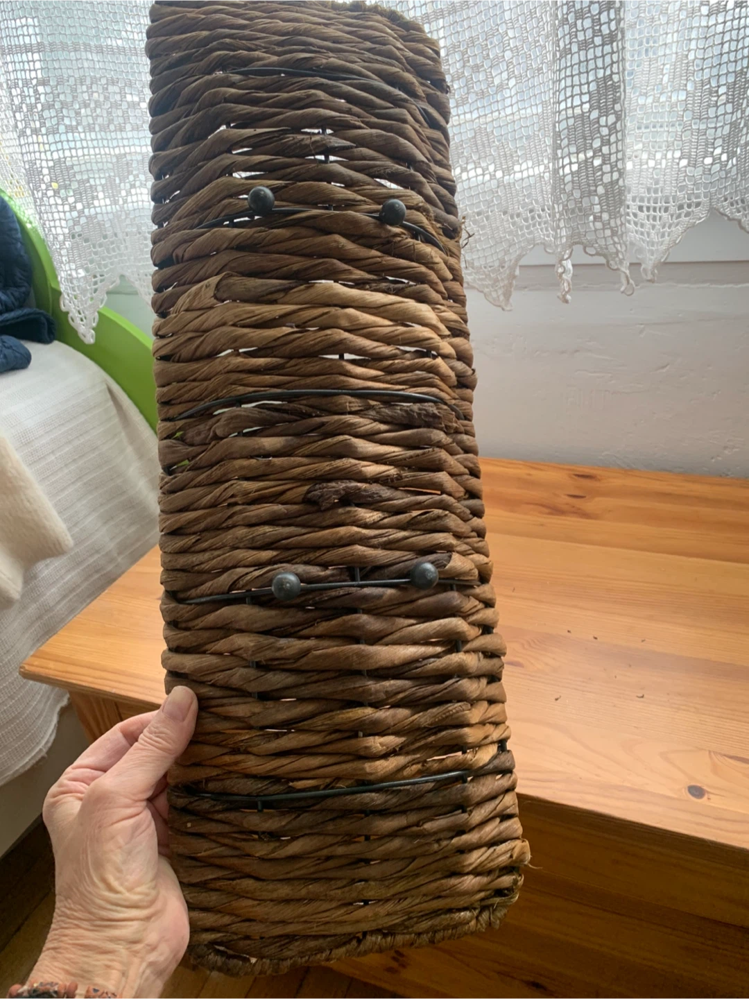 Woven Table Runner/Centrepiece - photo 2