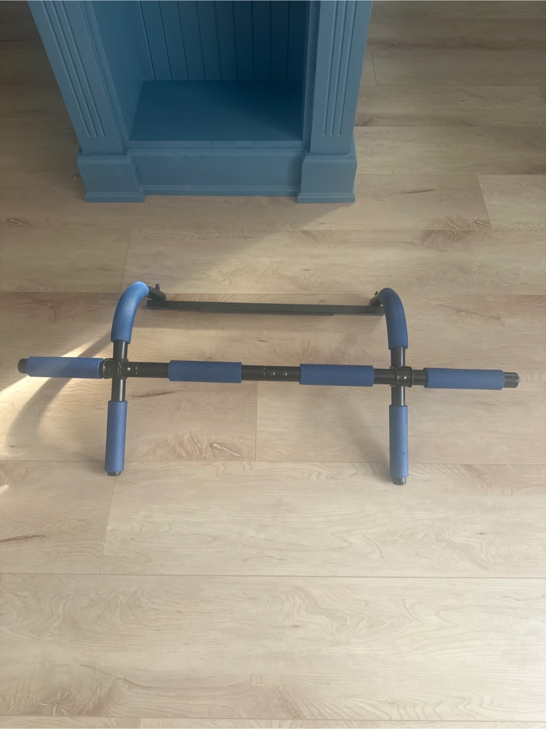 Doorway Pull-Up Bar - Blue Grips