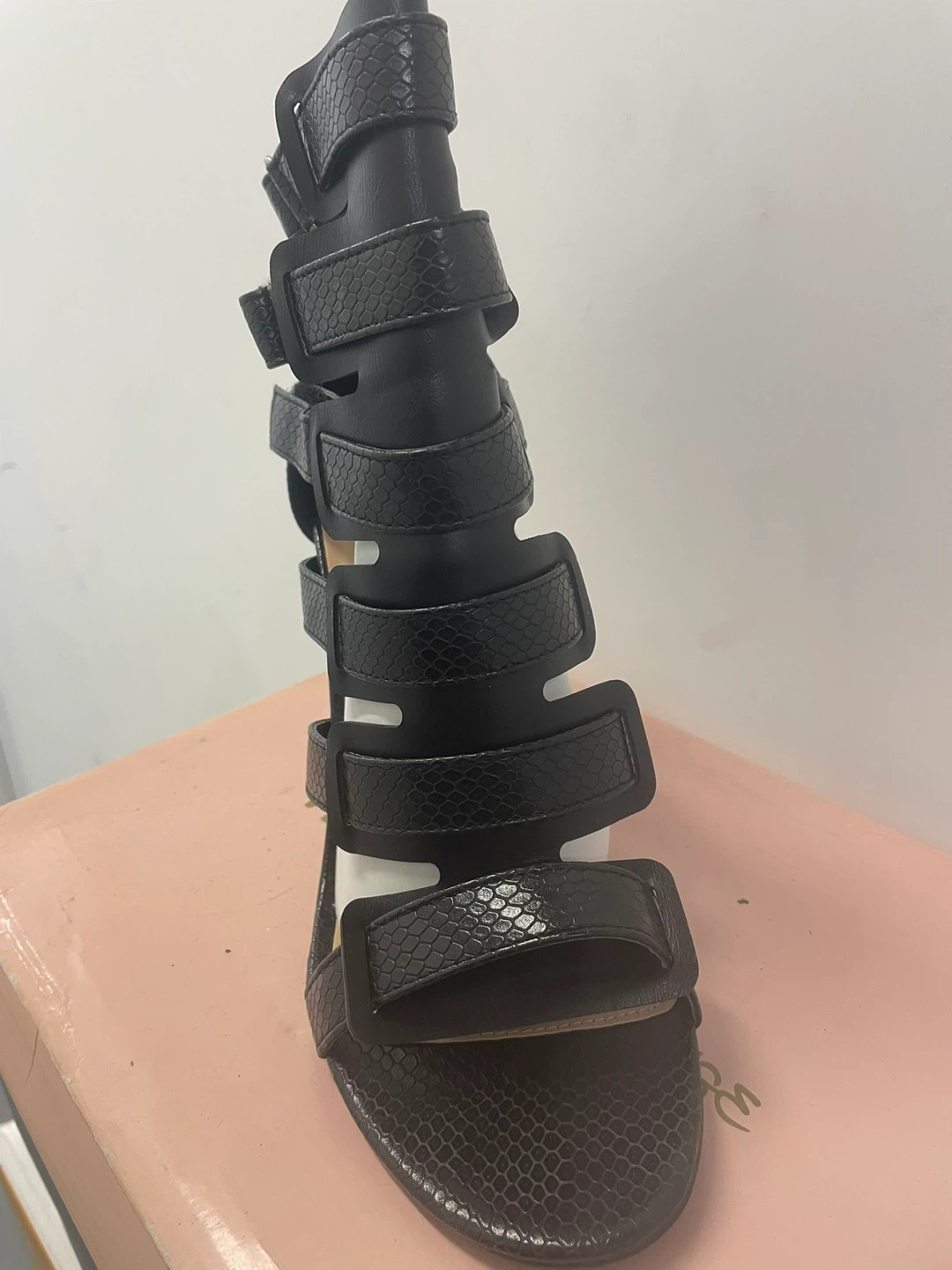 New Black Strappy Heels Size 10 - photo 2