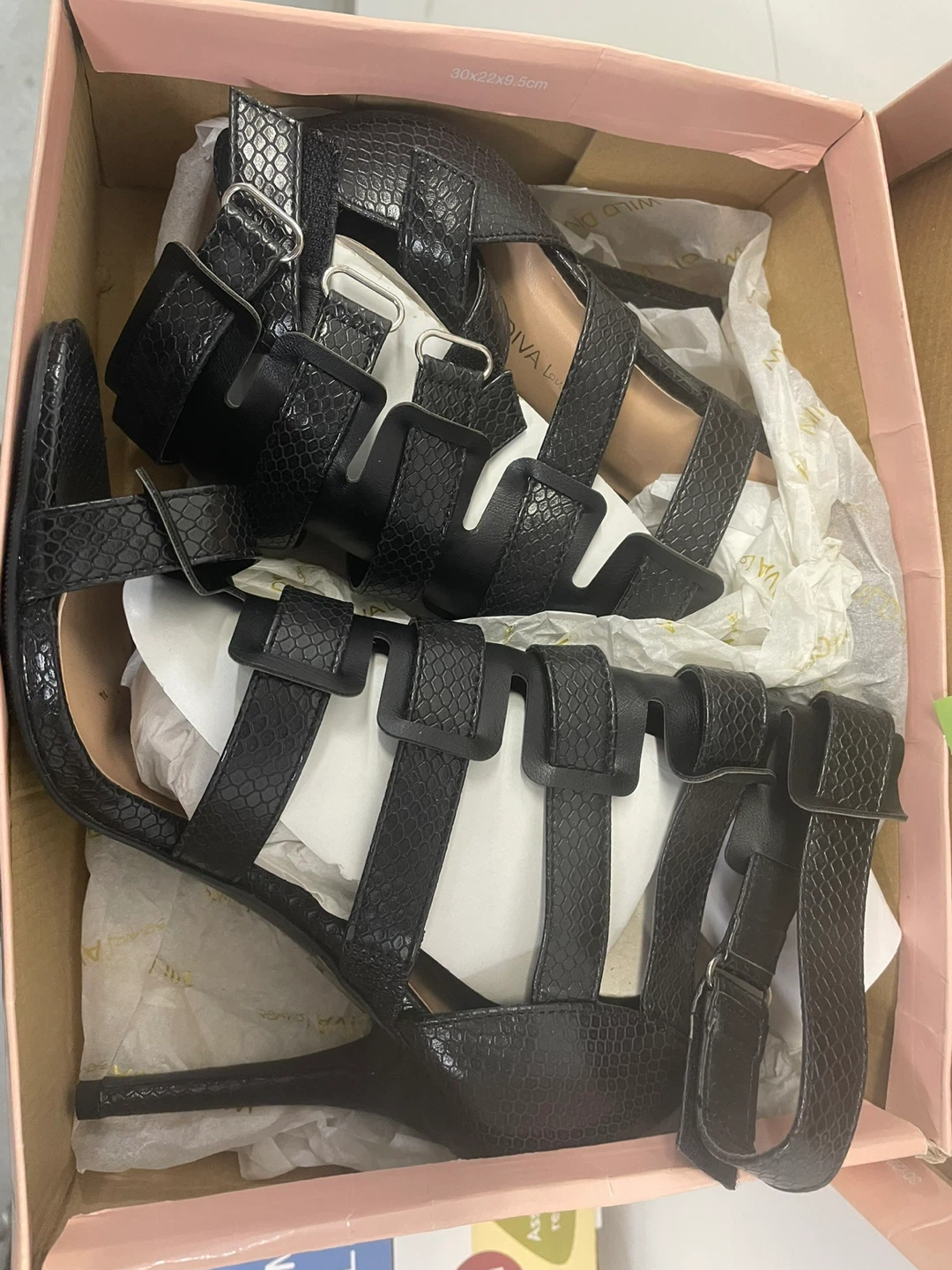 New Black Strappy Heels Size 10 - photo 4