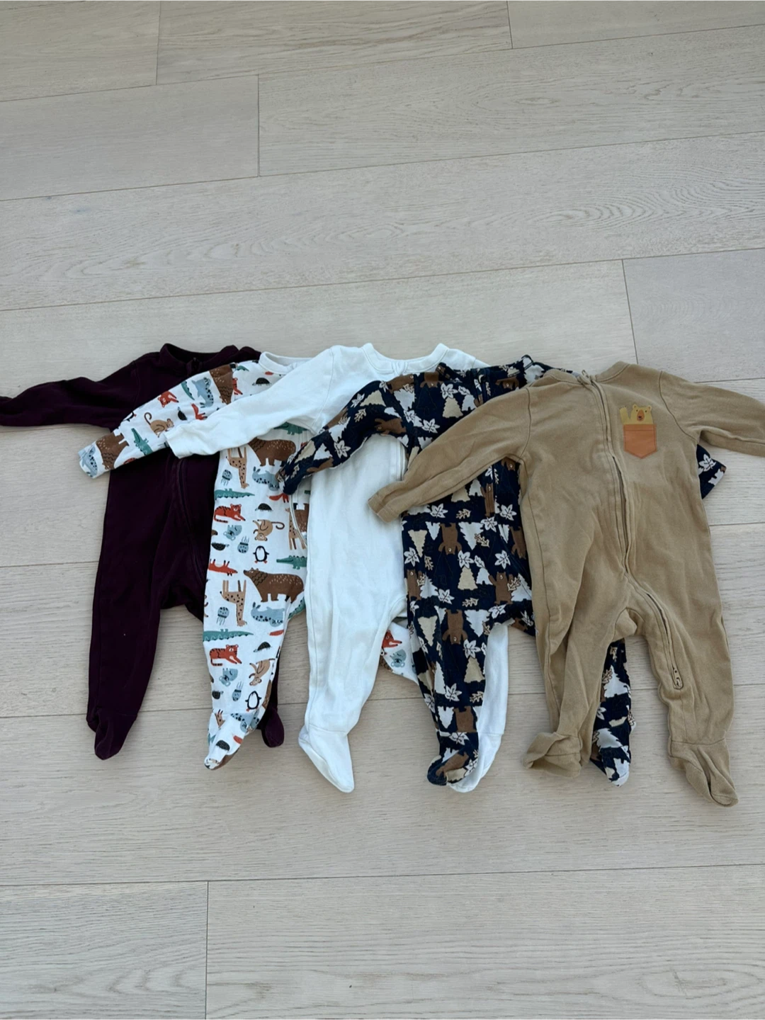 Old Navy 2 way zipper 6-9 month Baby Sleepers Bundle - 5 Pieces