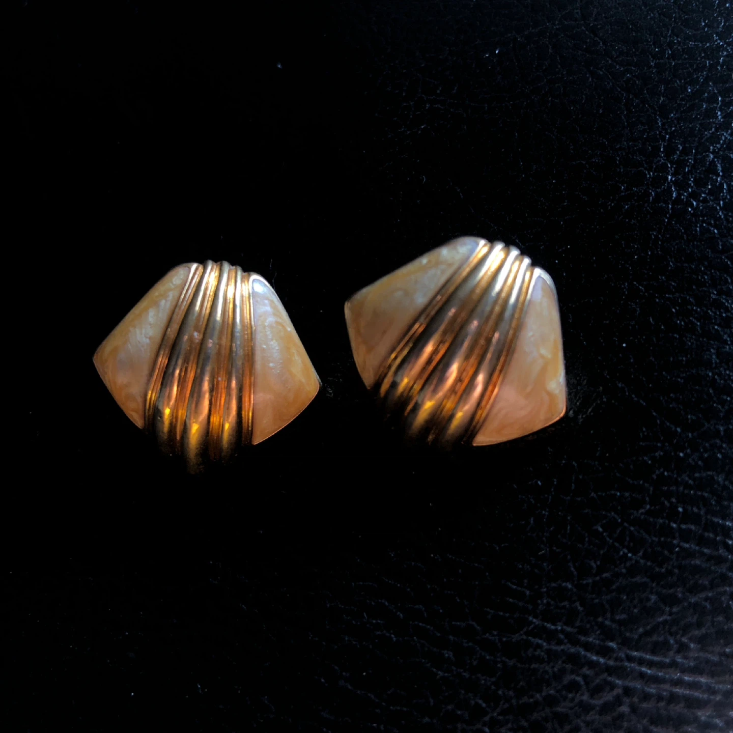 Vintage Gold Tone Earrings