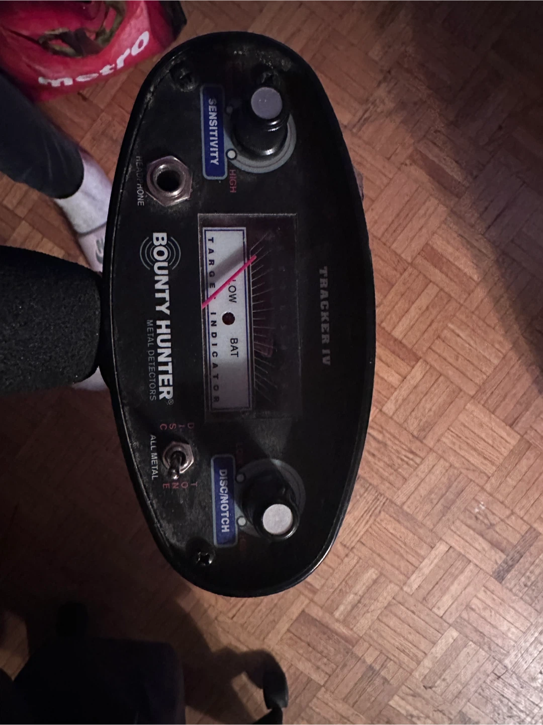 Bounty Hunter Tracker IV Metal Detector - photo 2