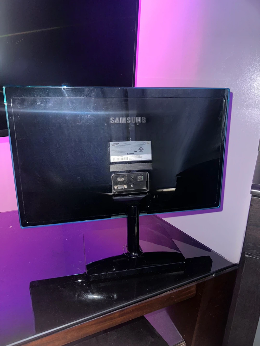 Samsung 22 Inch Monitor (S22D390H) - photo 2
