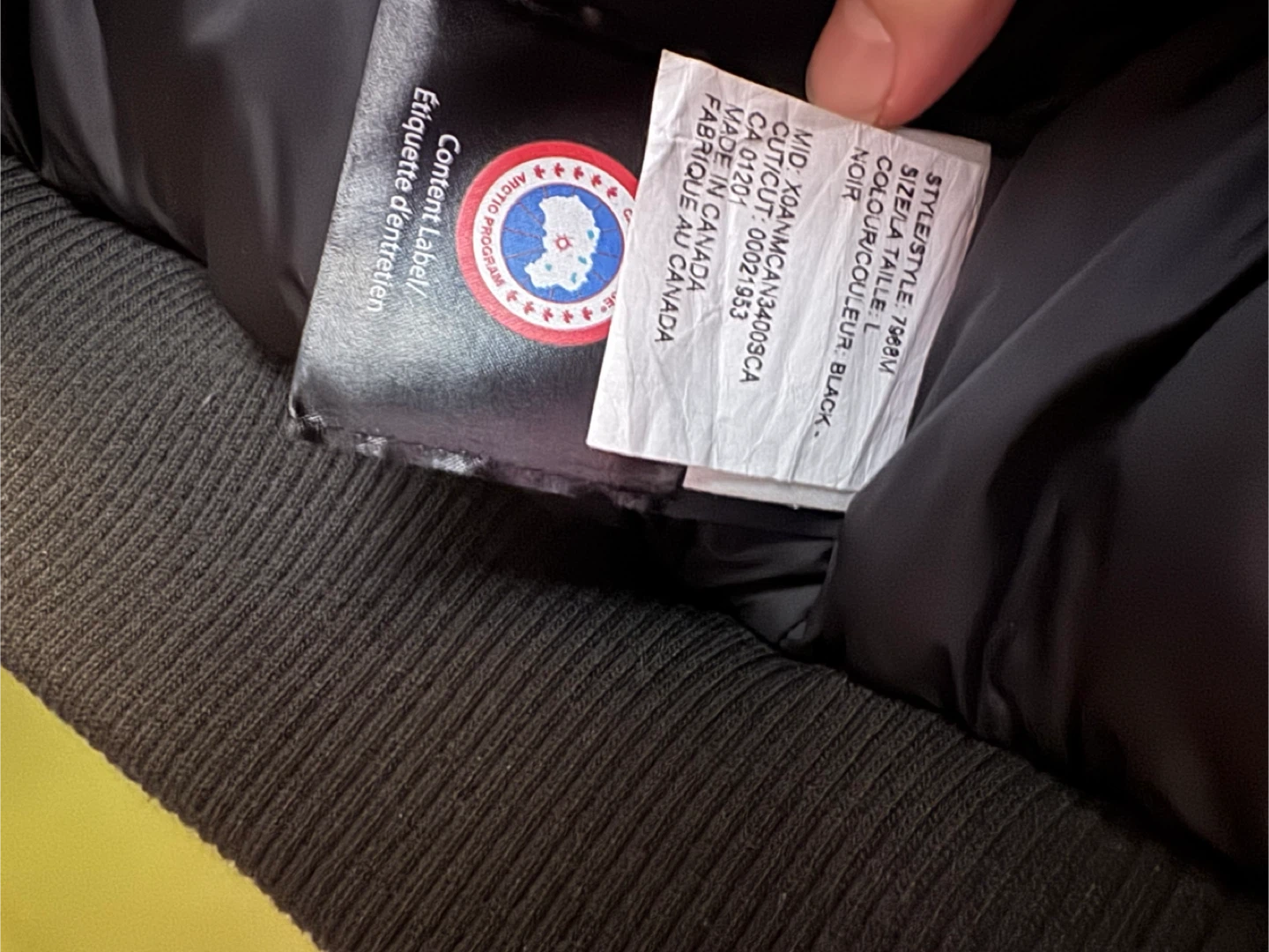 Canada Goose Black Bomber Jacket - Size L/G - photo 5