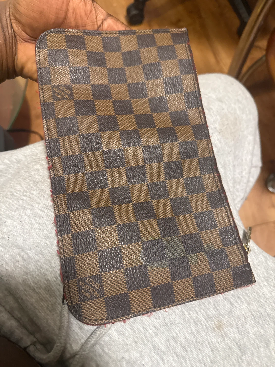 Louis Vuitton Damier Ebene Canvas Pouch - photo 3