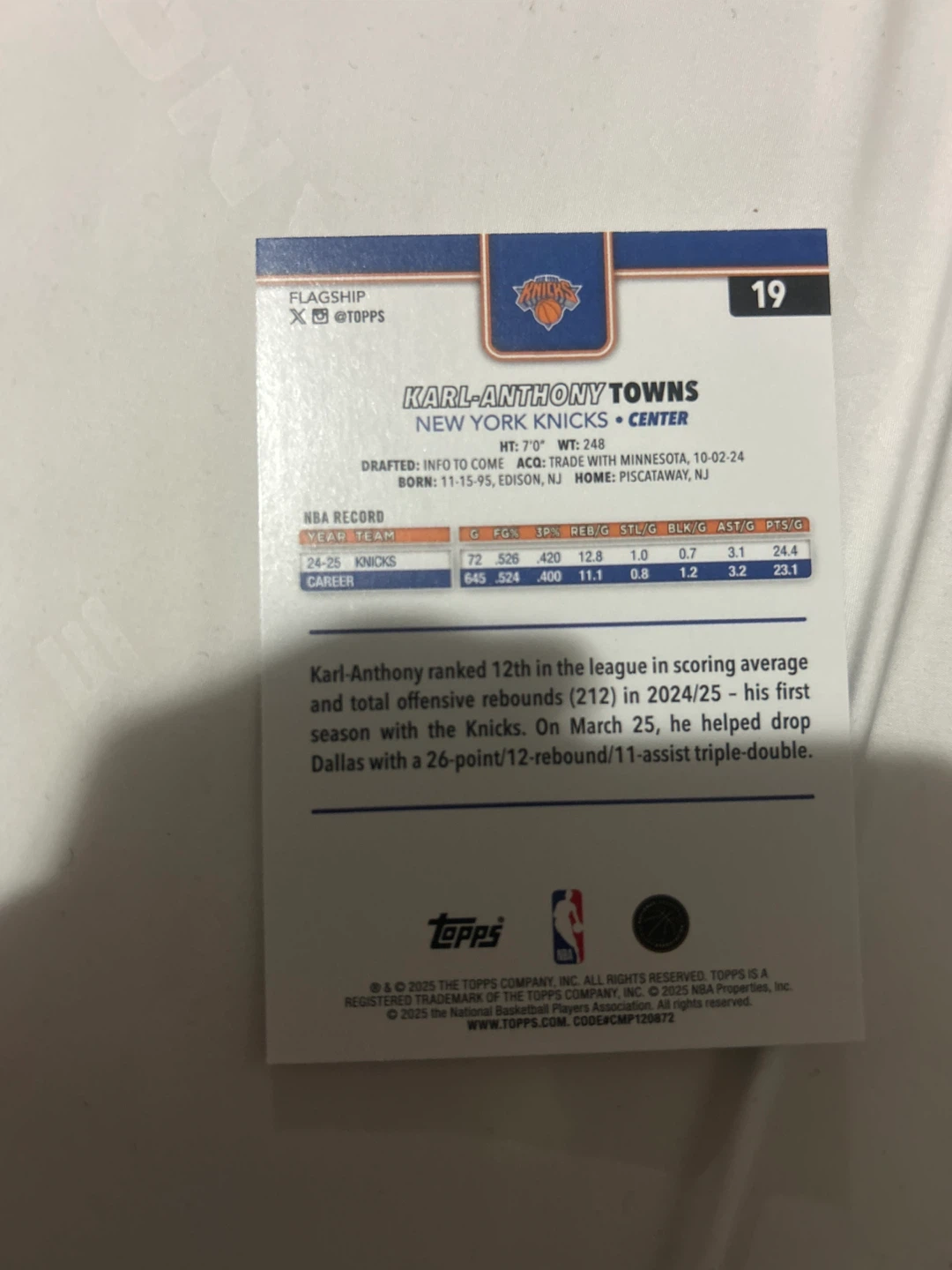 Topps Karl-Anthony Towns 2024-2025 New York Knicks Card - photo 2
