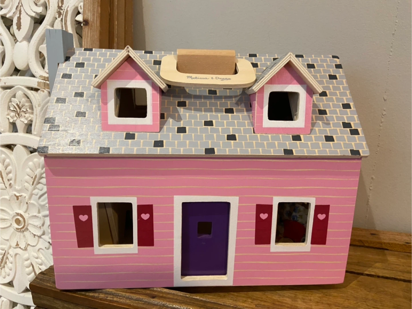 Melissa & Doug Fold and Go Wooden Dollhouse - photo 4