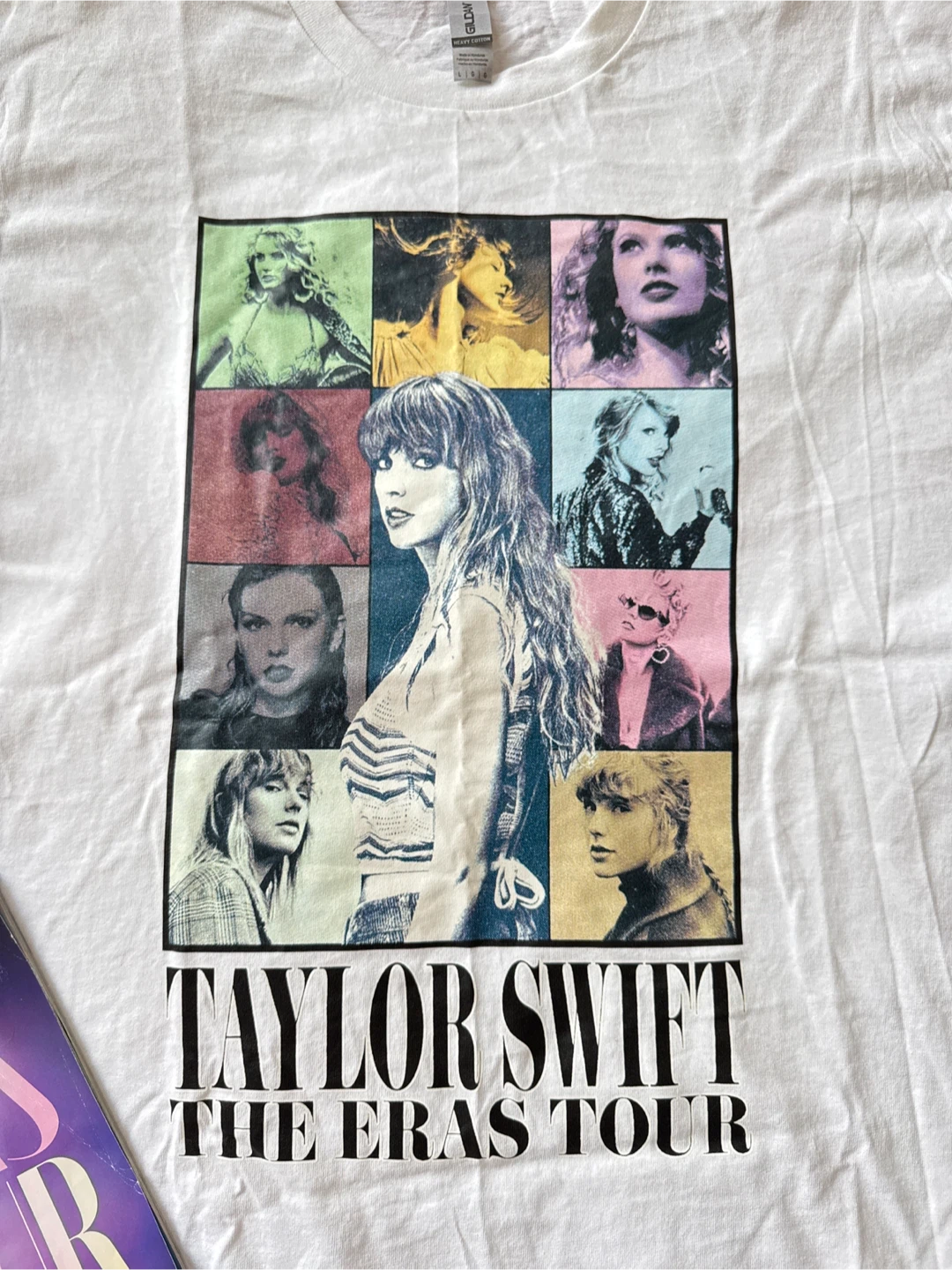 Taylor Swift The Eras Tour T-Shirt & Magazine 🏆 - photo 3