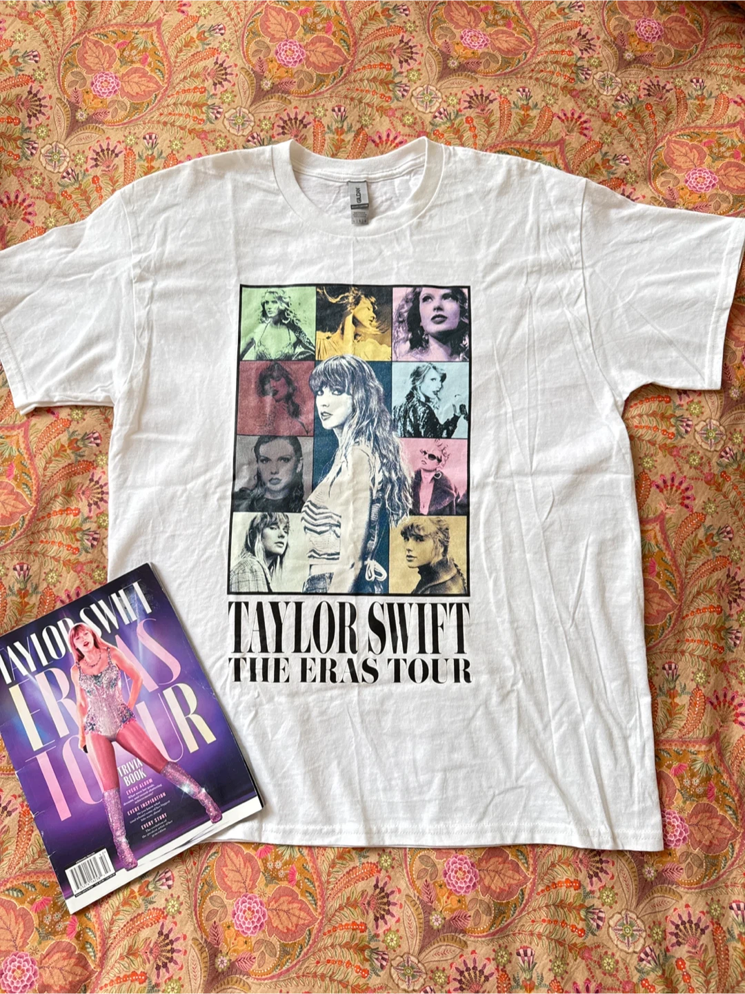 Taylor Swift The Eras Tour T-Shirt & Magazine 🏆