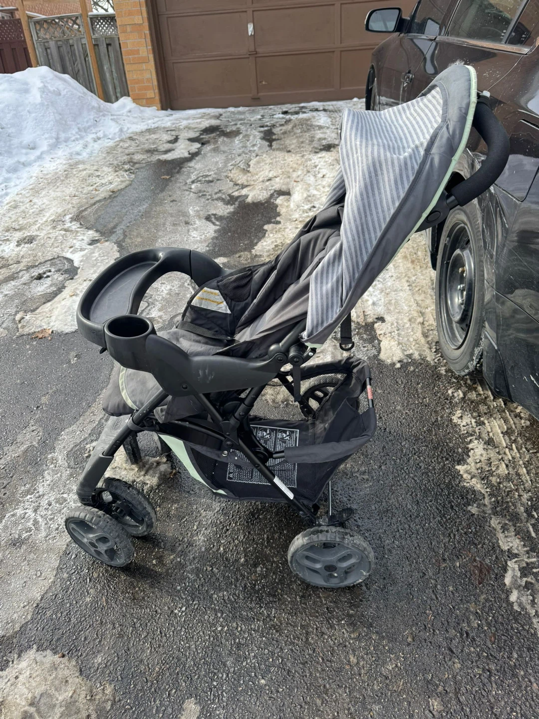 Graco SnugRide 30 Infant Car Seat - photo 2