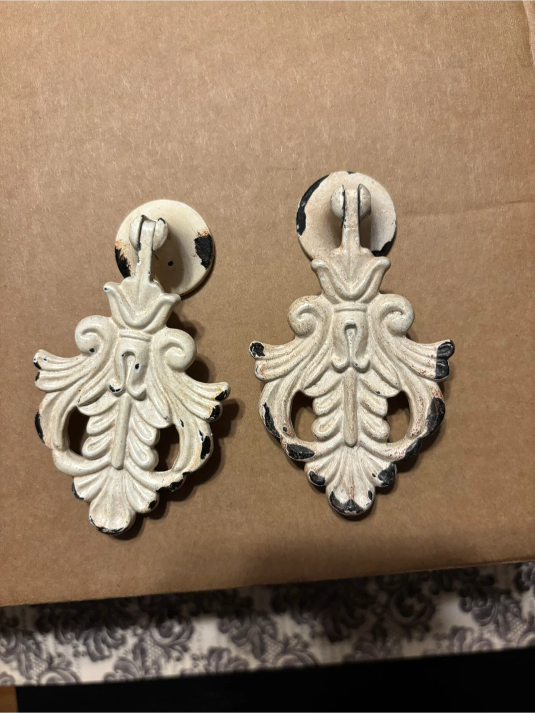 🏆 Set of 2 Ornate Drawer Pulls Drop Ring Style
