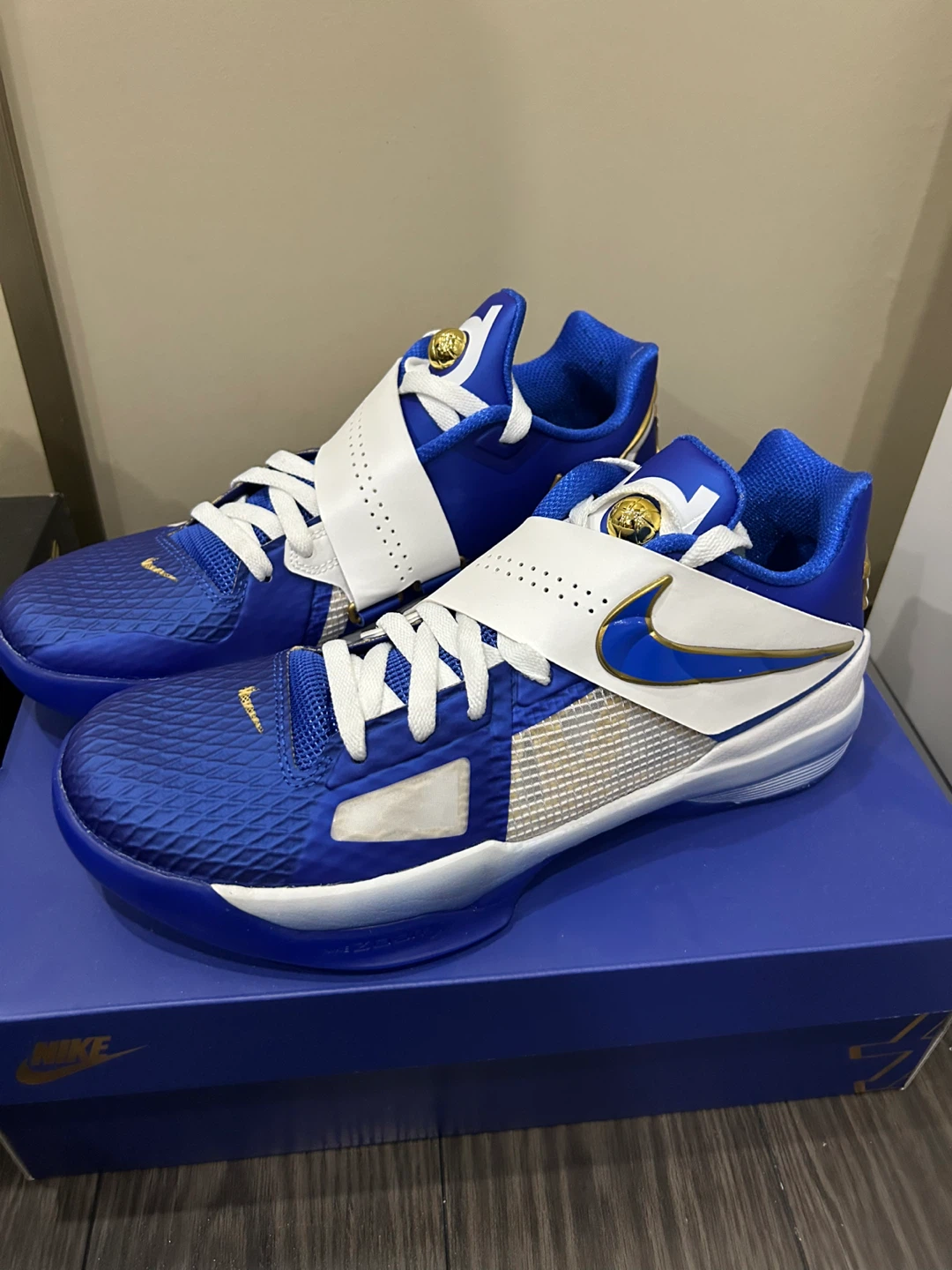 Basketball Shoes (Size 9) - photo 4
