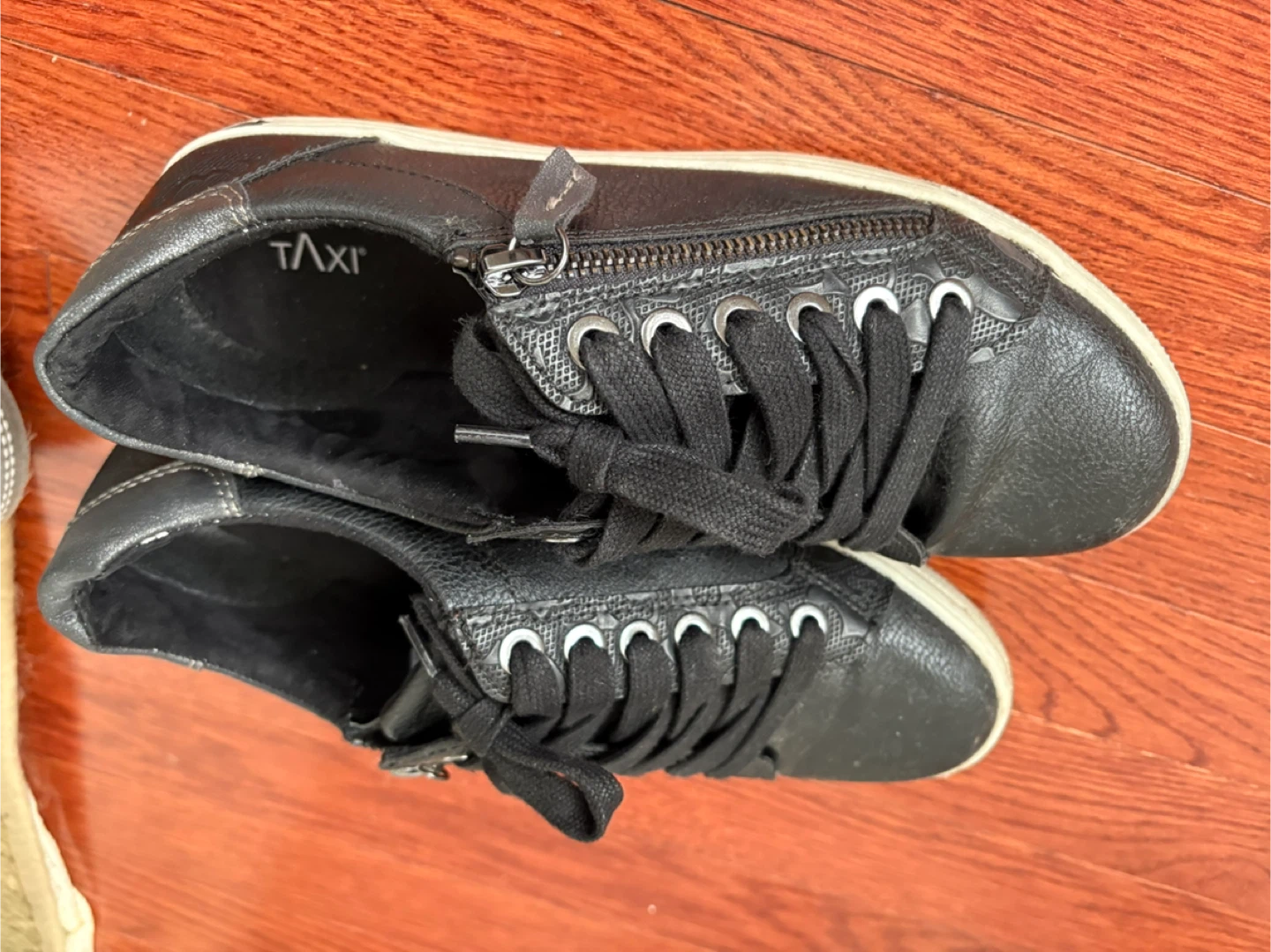 TAXI Black Faux Leather Zip Sneakers - female - photo 2