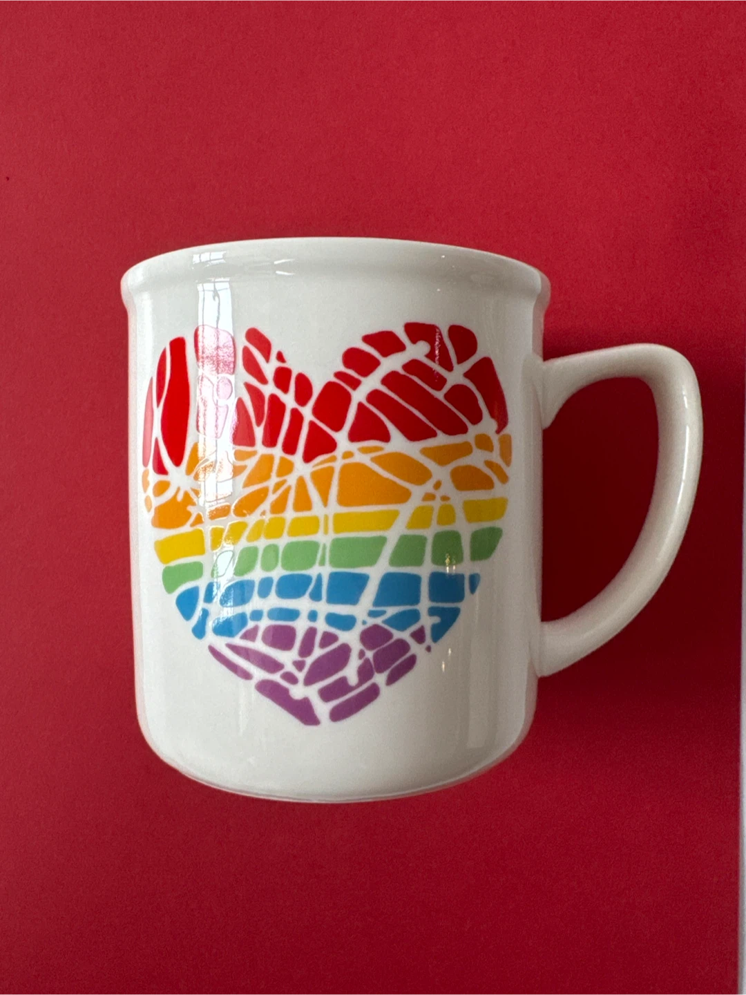Kris Ruff Abbot, Rainbow Heart Mug LARGE, Valentine Gift 🏆 - photo 2