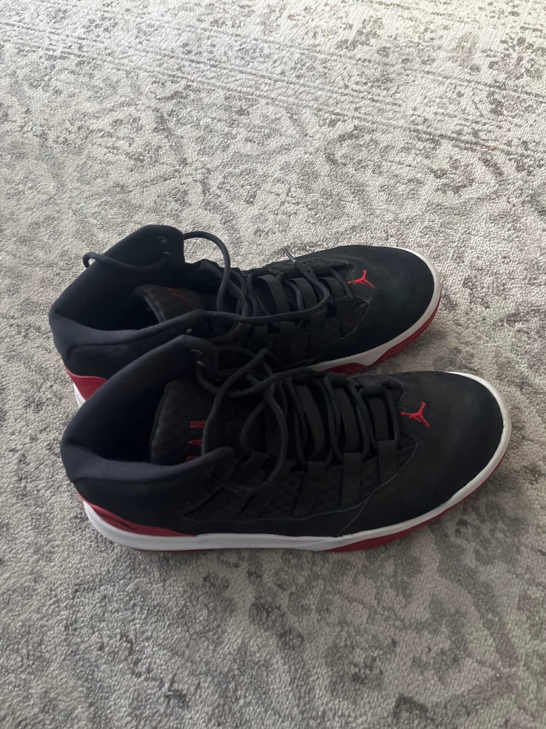 Jordan Men's Black Red Basketball Shoes. US 10.5