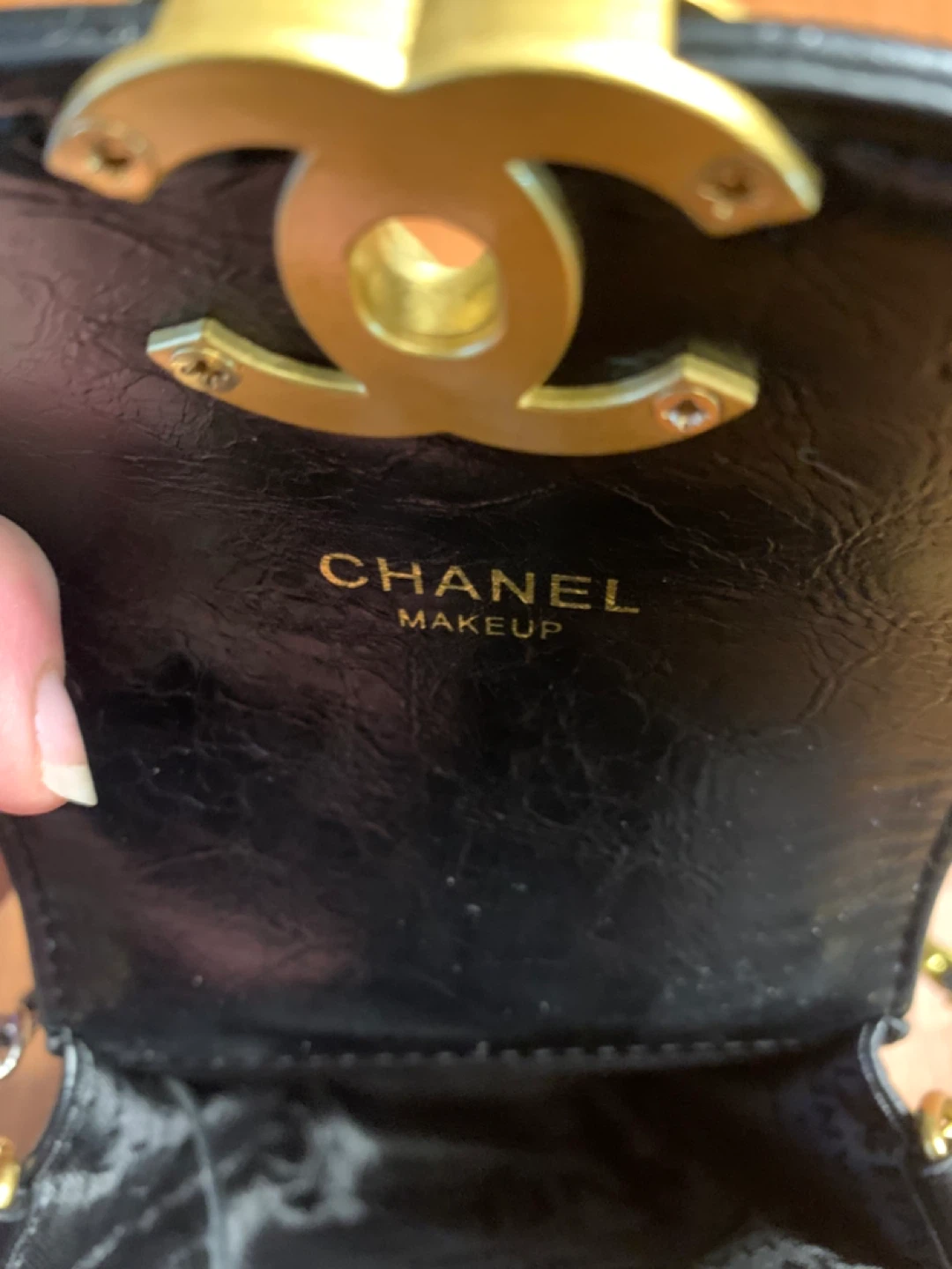 Chanel Black Quilted Phone Holder Bag with Chain - photo 4