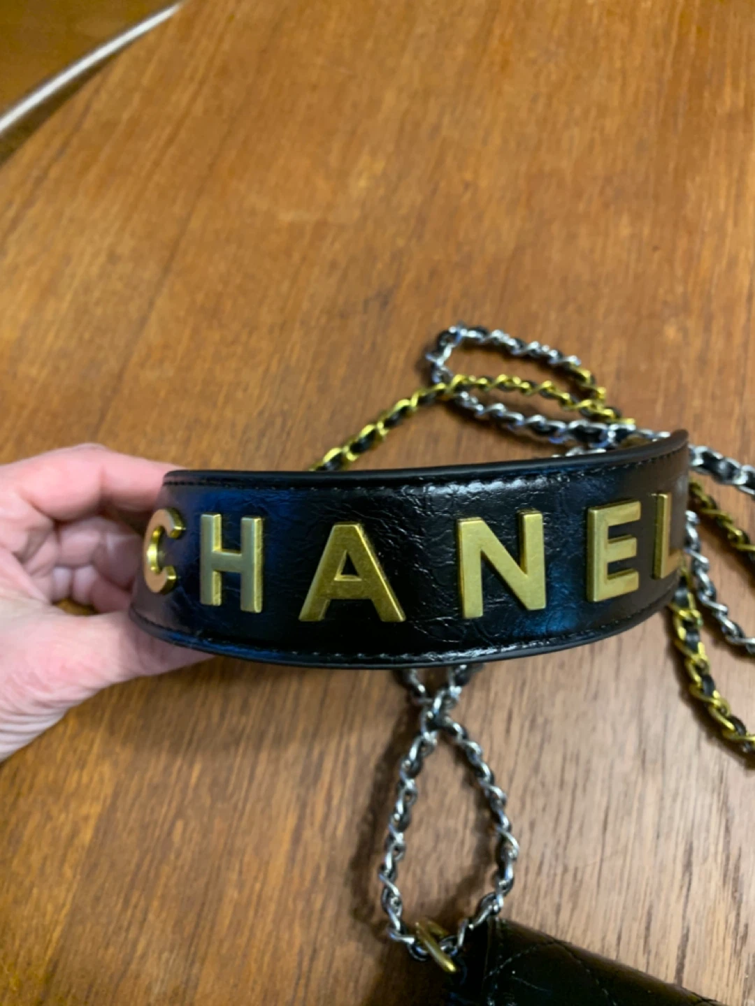 Chanel Black Quilted Phone Holder Bag with Chain - photo 3