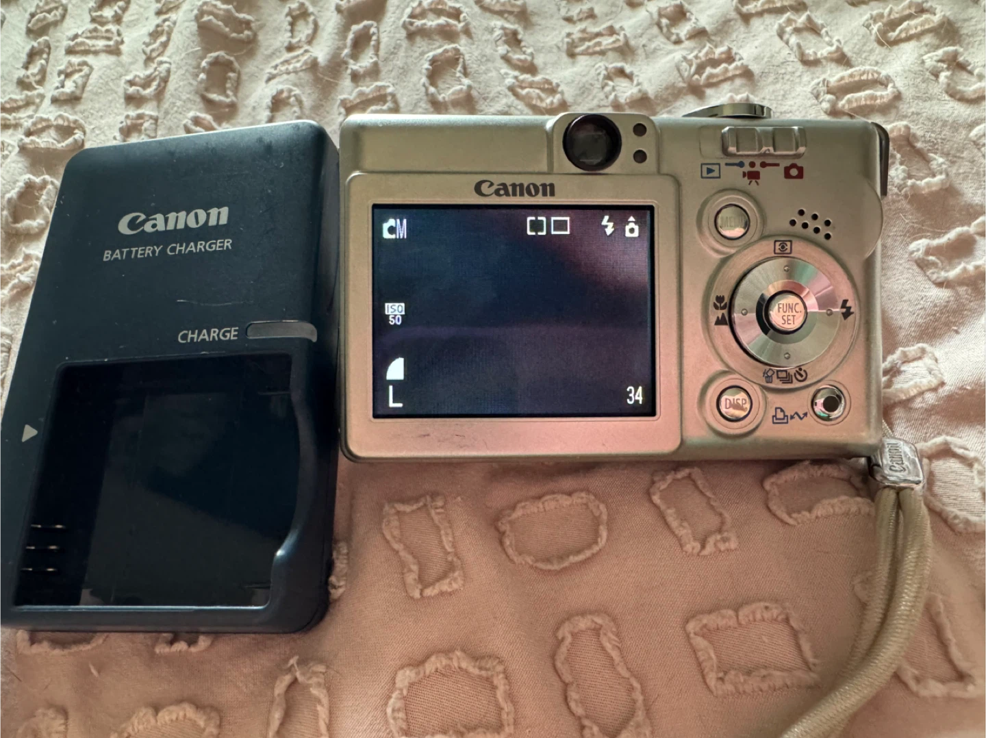 Canon PowerShot SD300 Digital ELPH Camera - photo 4