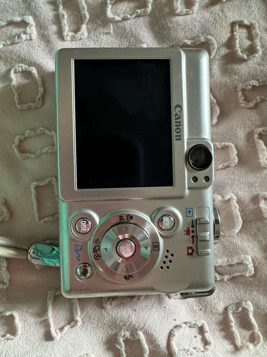 Canon PowerShot SD300 Digital ELPH Camera - photo 2